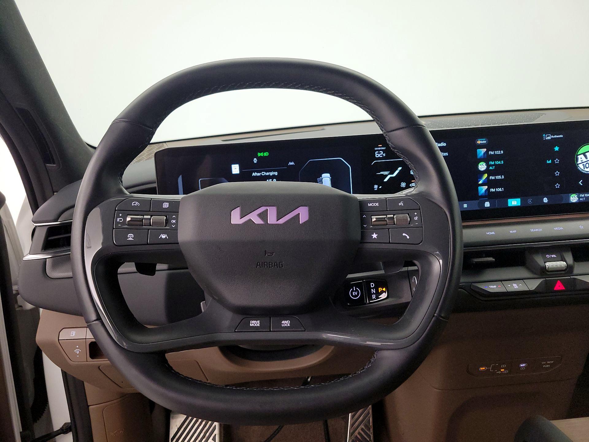 Thumbnail: 2024 Kia EV9 - 10