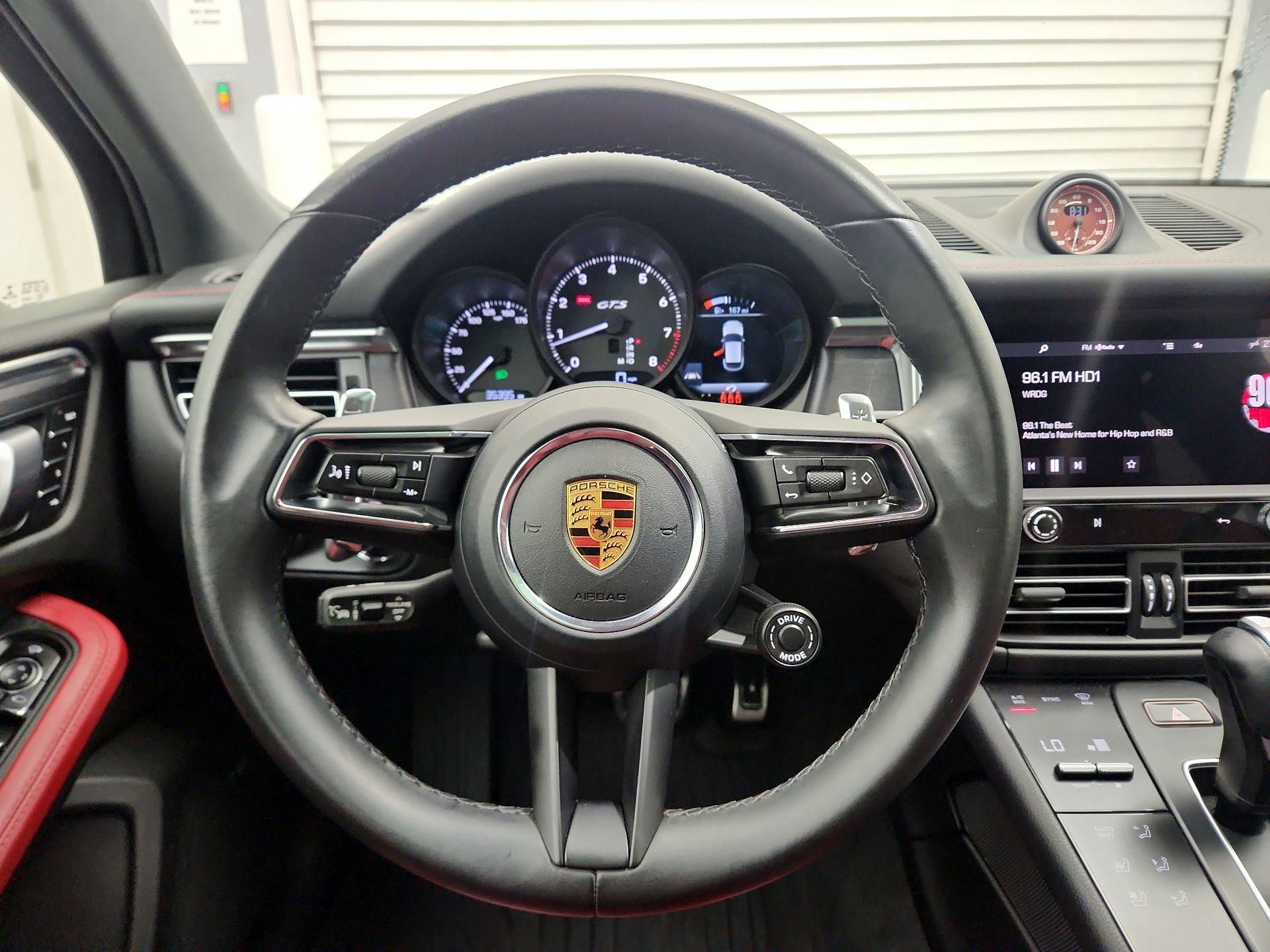 Thumbnail: 2022 Porsche Macan - 10