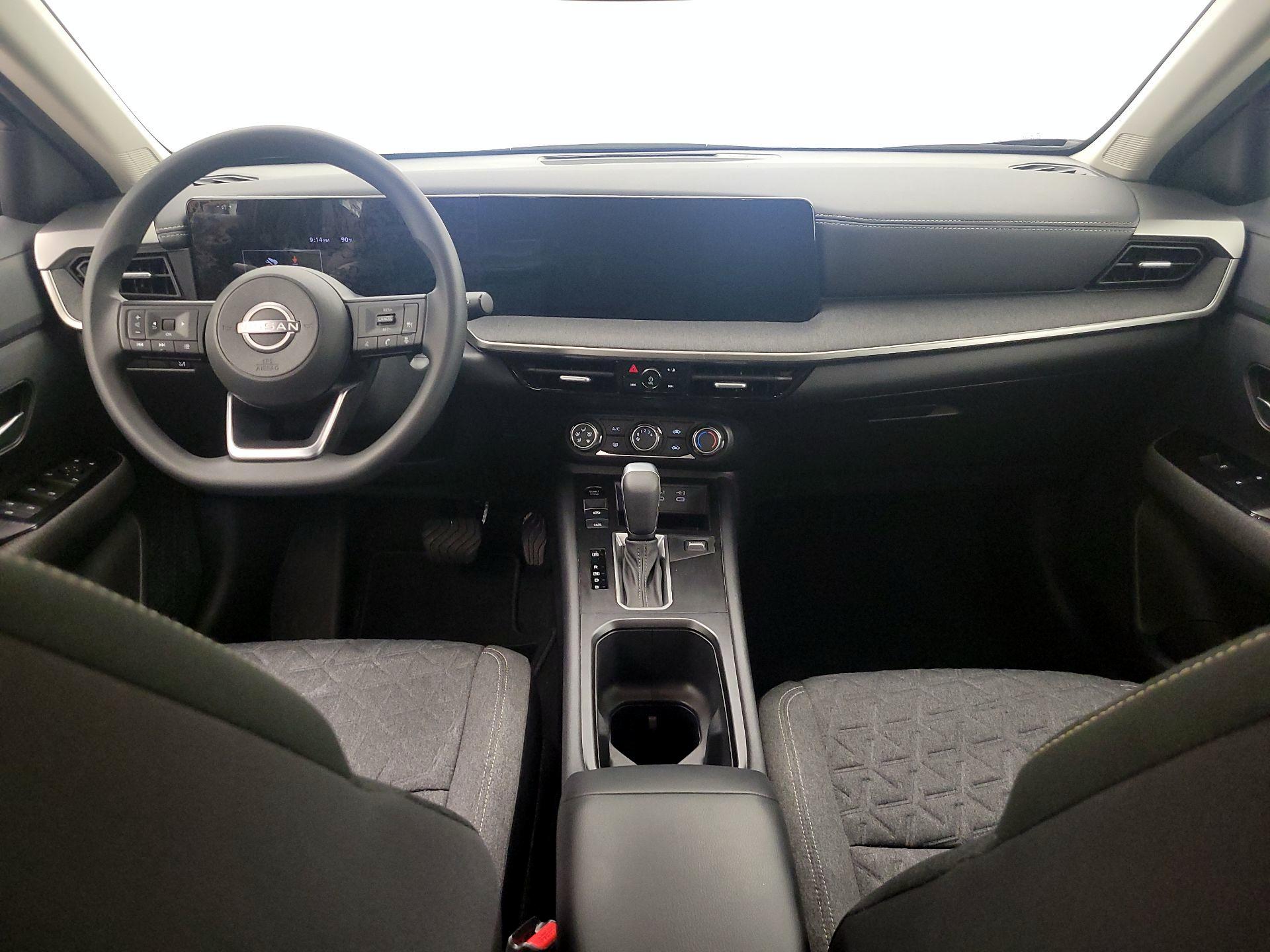 Thumbnail: 2025 Nissan Kicks - 9