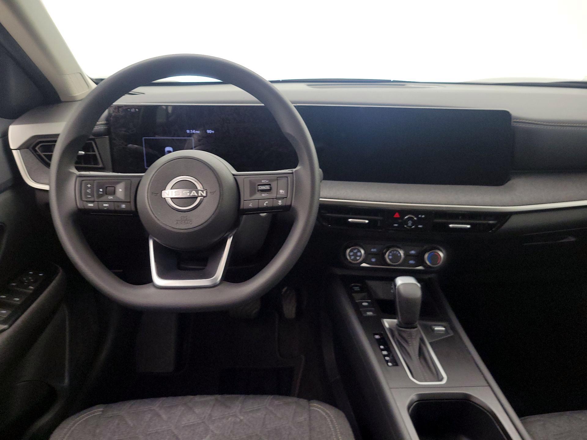 Thumbnail: 2025 Nissan Kicks - 10
