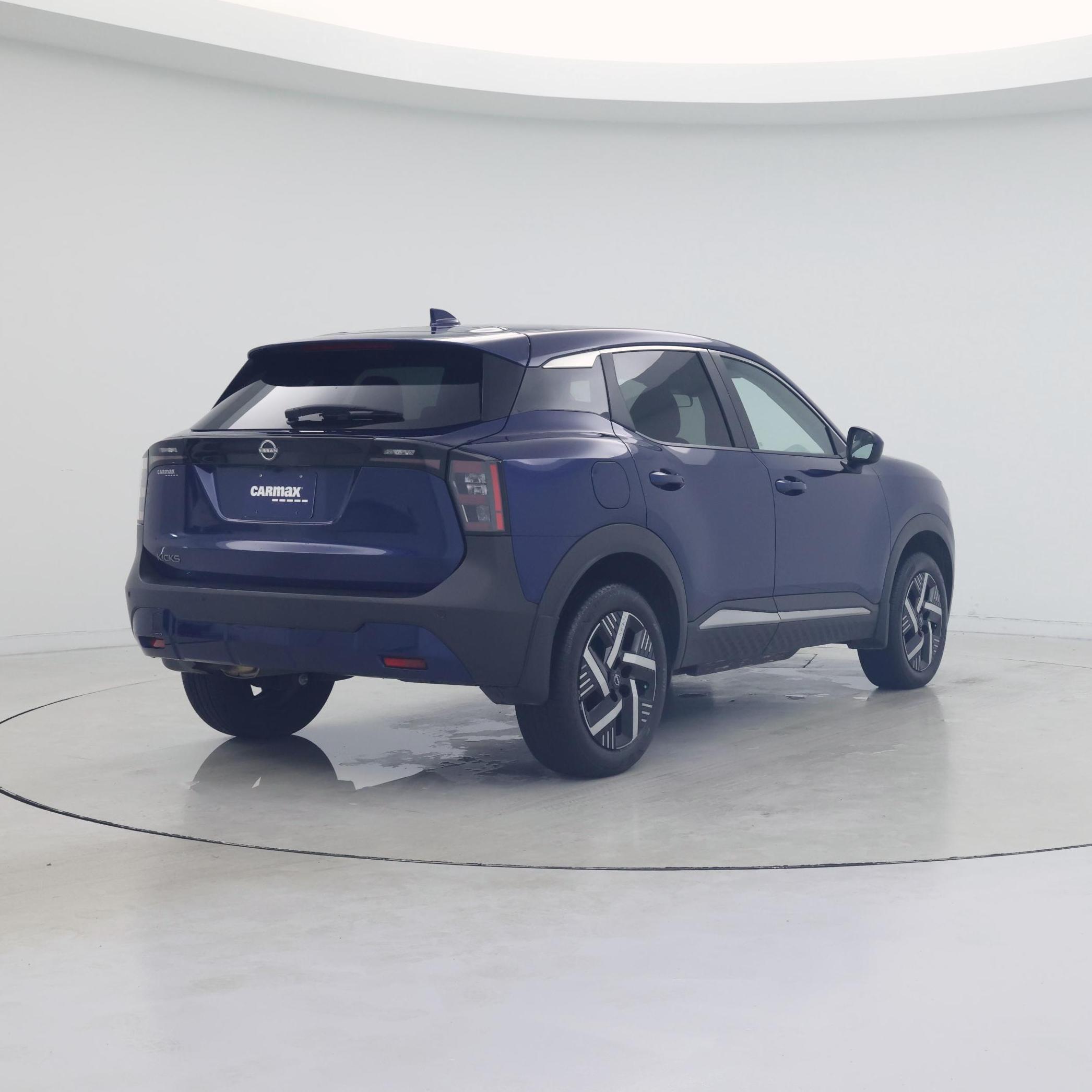 Thumbnail: 2025 Nissan Kicks - 8