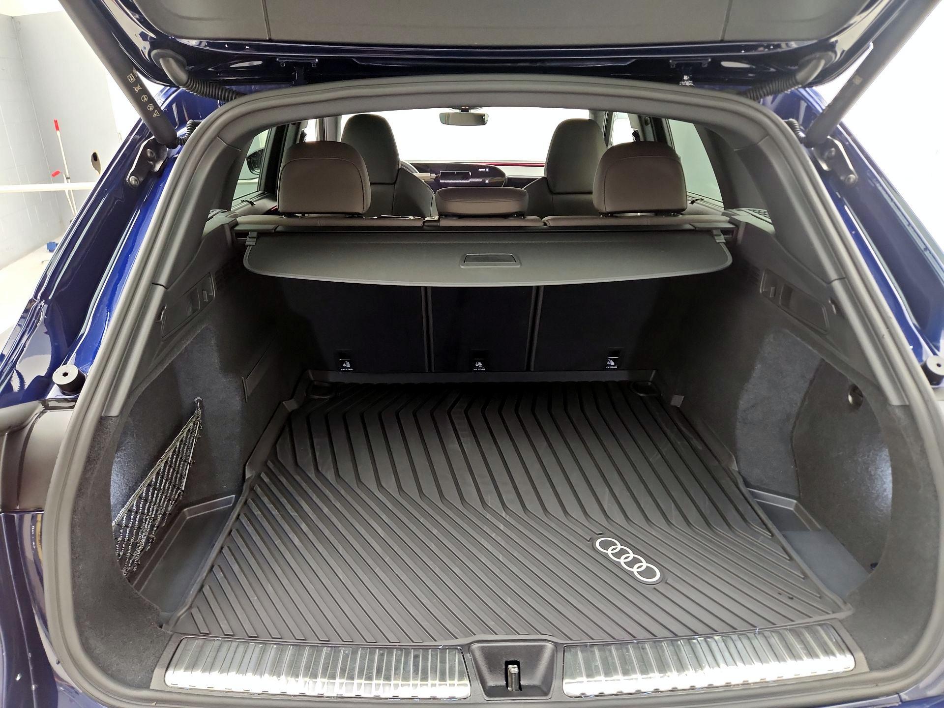 Thumbnail: 2025 Audi Q5 - 19