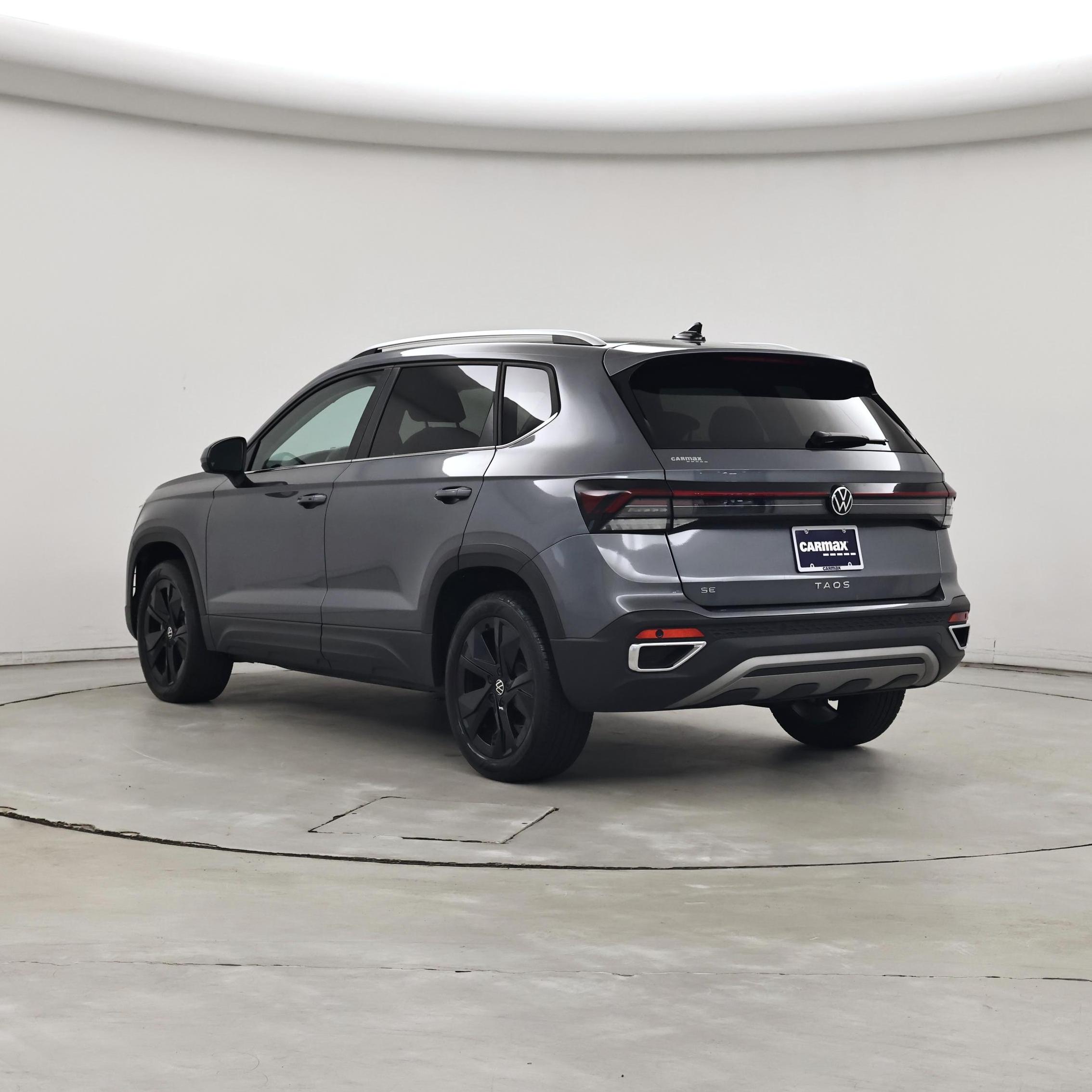 Thumbnail: 2025 Volkswagen Taos - 2