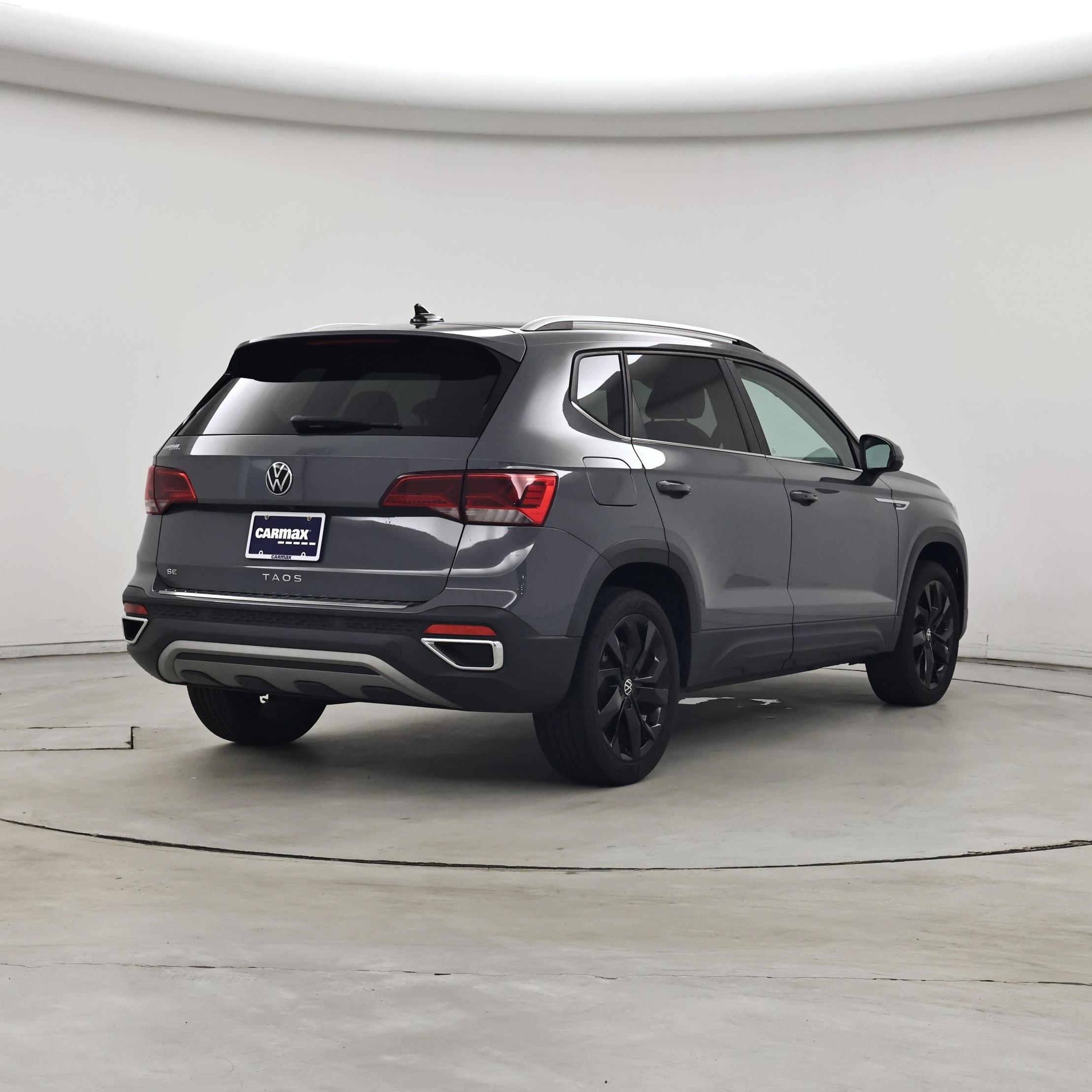 Thumbnail: 2023 Volkswagen Taos - 8