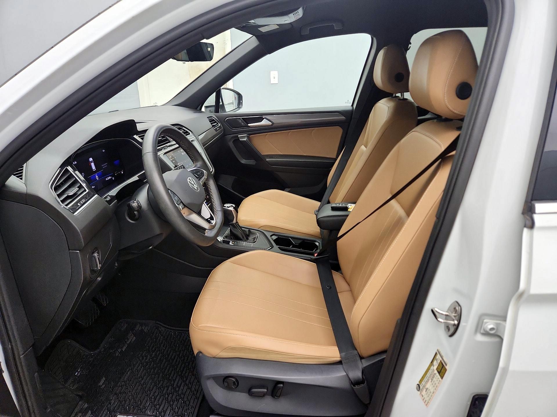 Thumbnail: 2024 Volkswagen Tiguan - 11