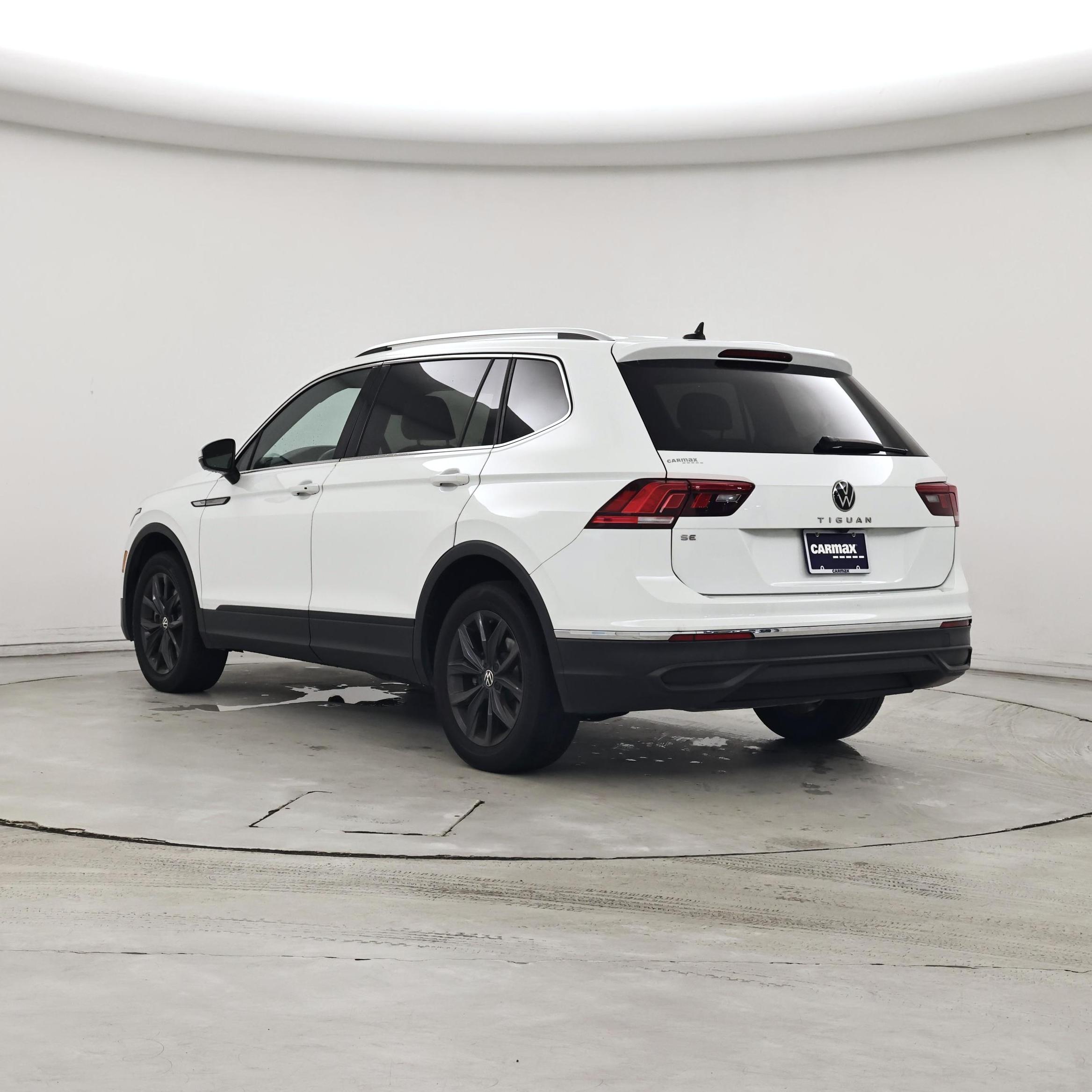 Thumbnail: 2024 Volkswagen Tiguan - 2