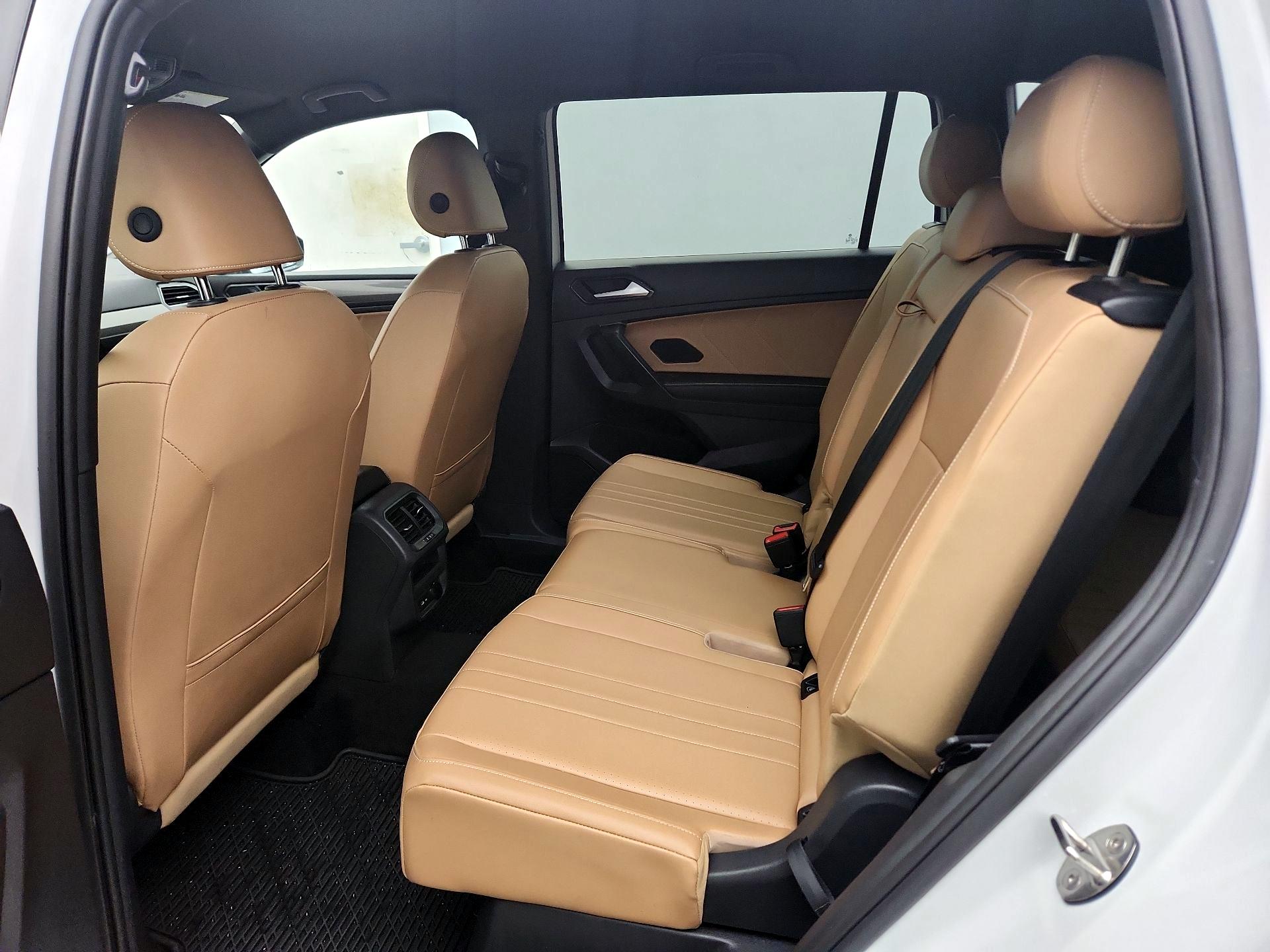 Thumbnail: 2024 Volkswagen Tiguan - 19