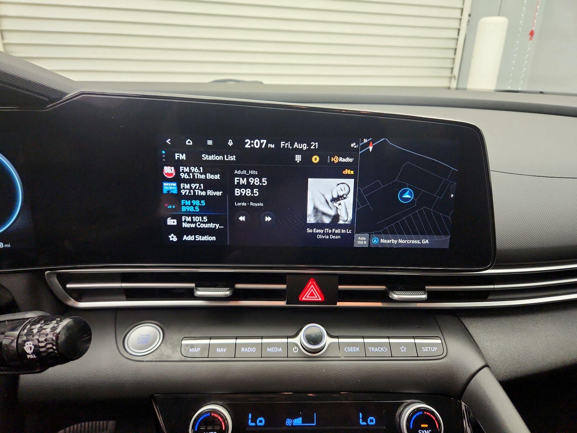 Thumbnail: 2023 Hyundai Elantra - 16