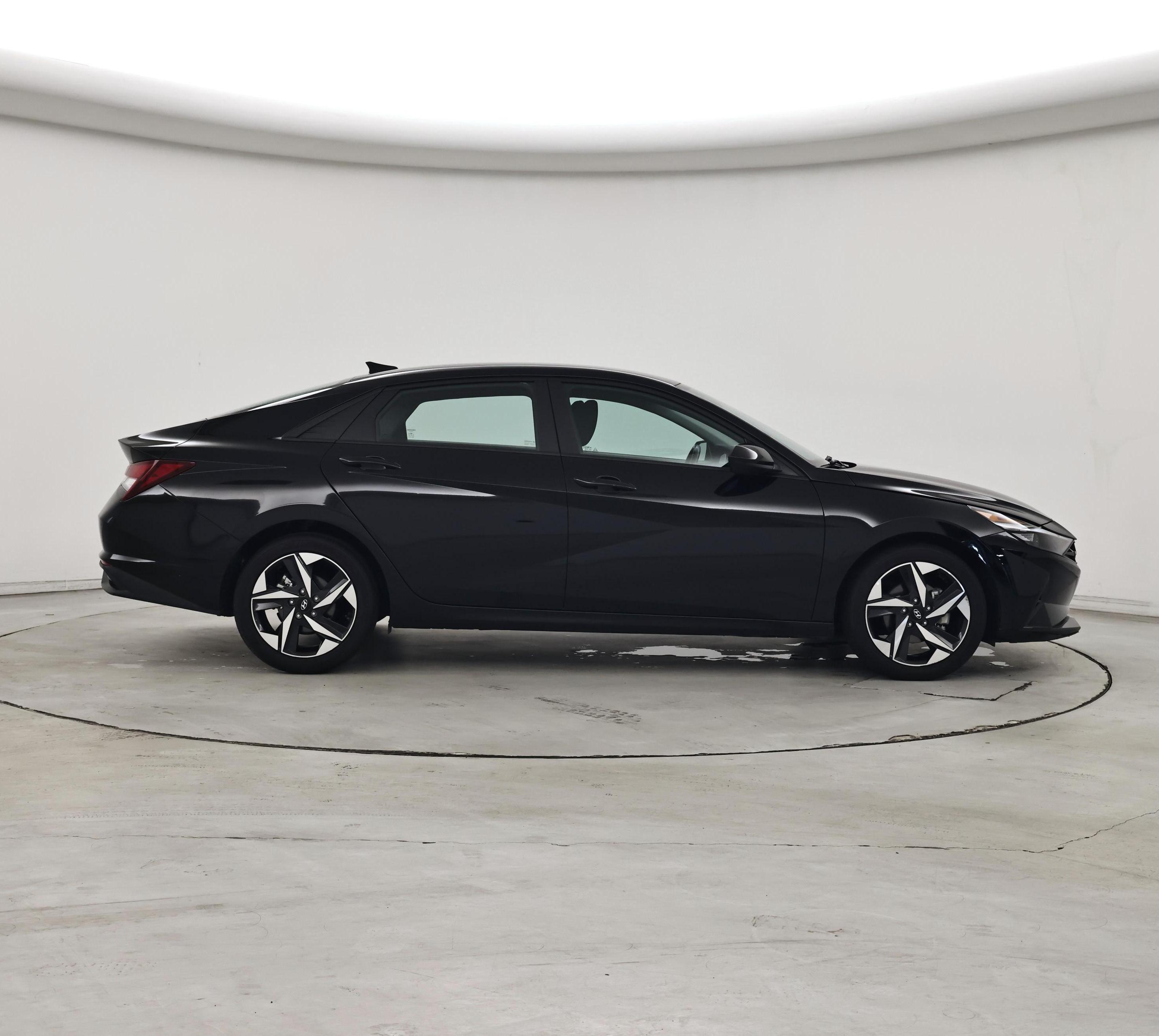 Thumbnail: 2023 Hyundai Elantra - 7