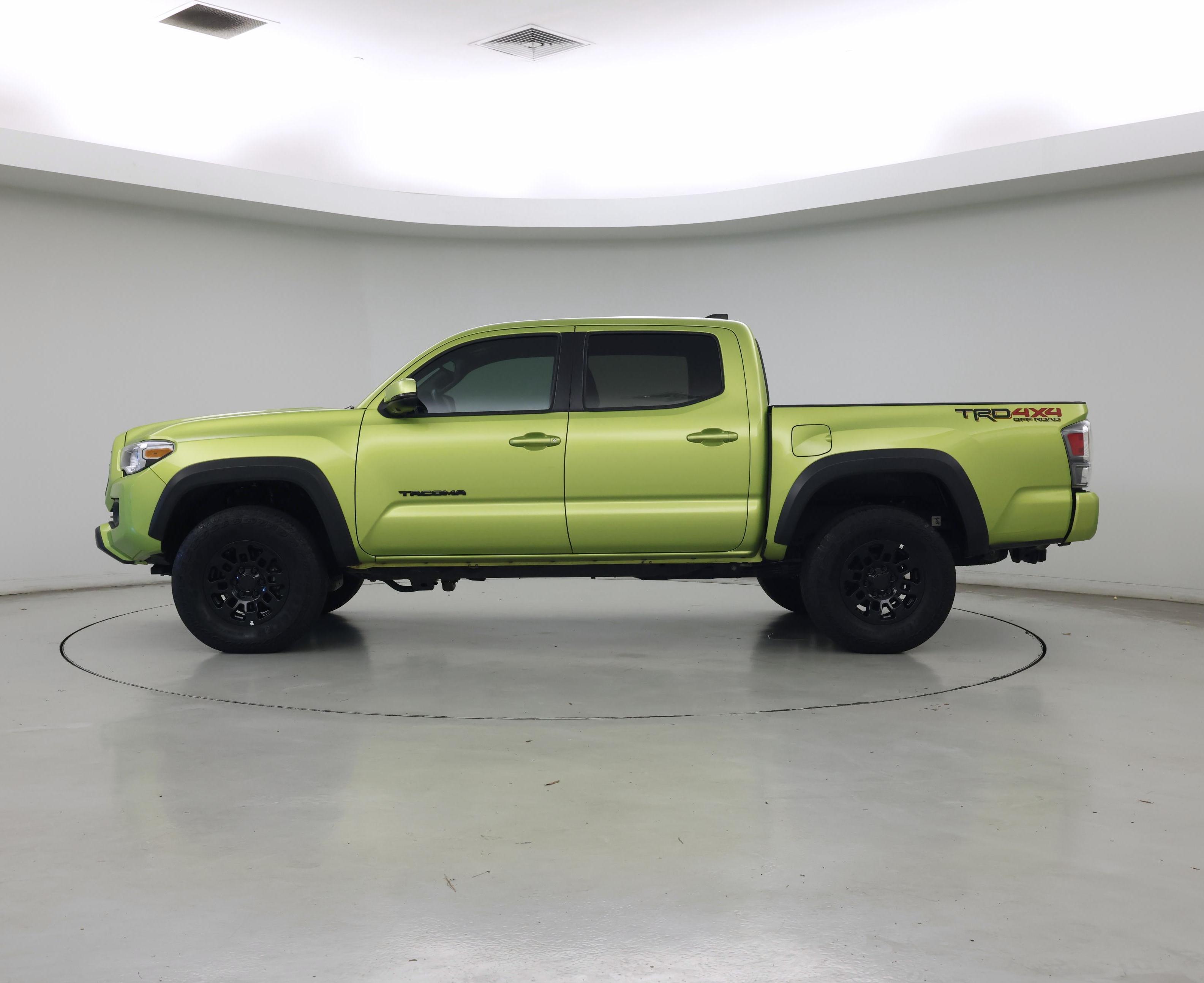 Thumbnail: 2023 Toyota Tacoma - 3