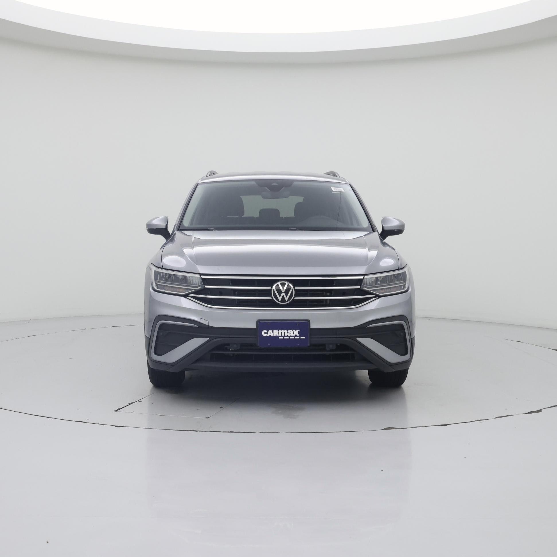 Thumbnail: 2023 Volkswagen Tiguan - 5