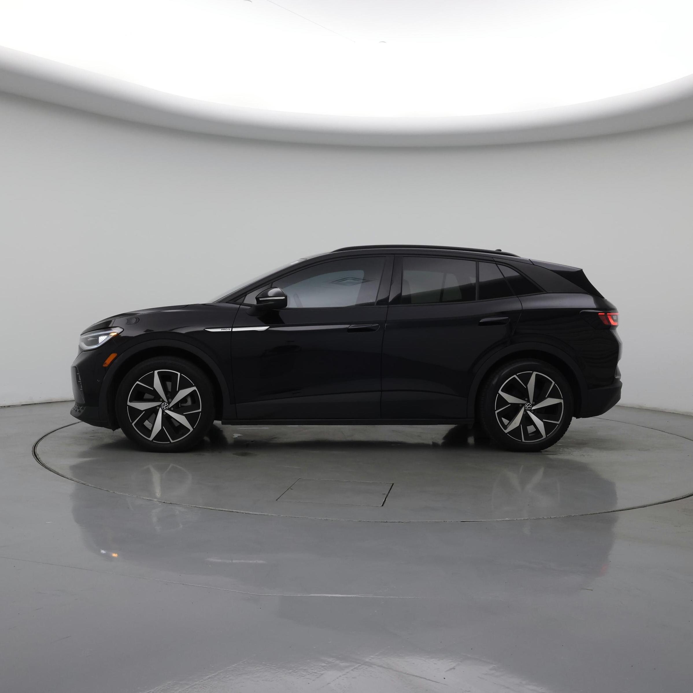 Thumbnail: 2023 Volkswagen ID.4 - 3