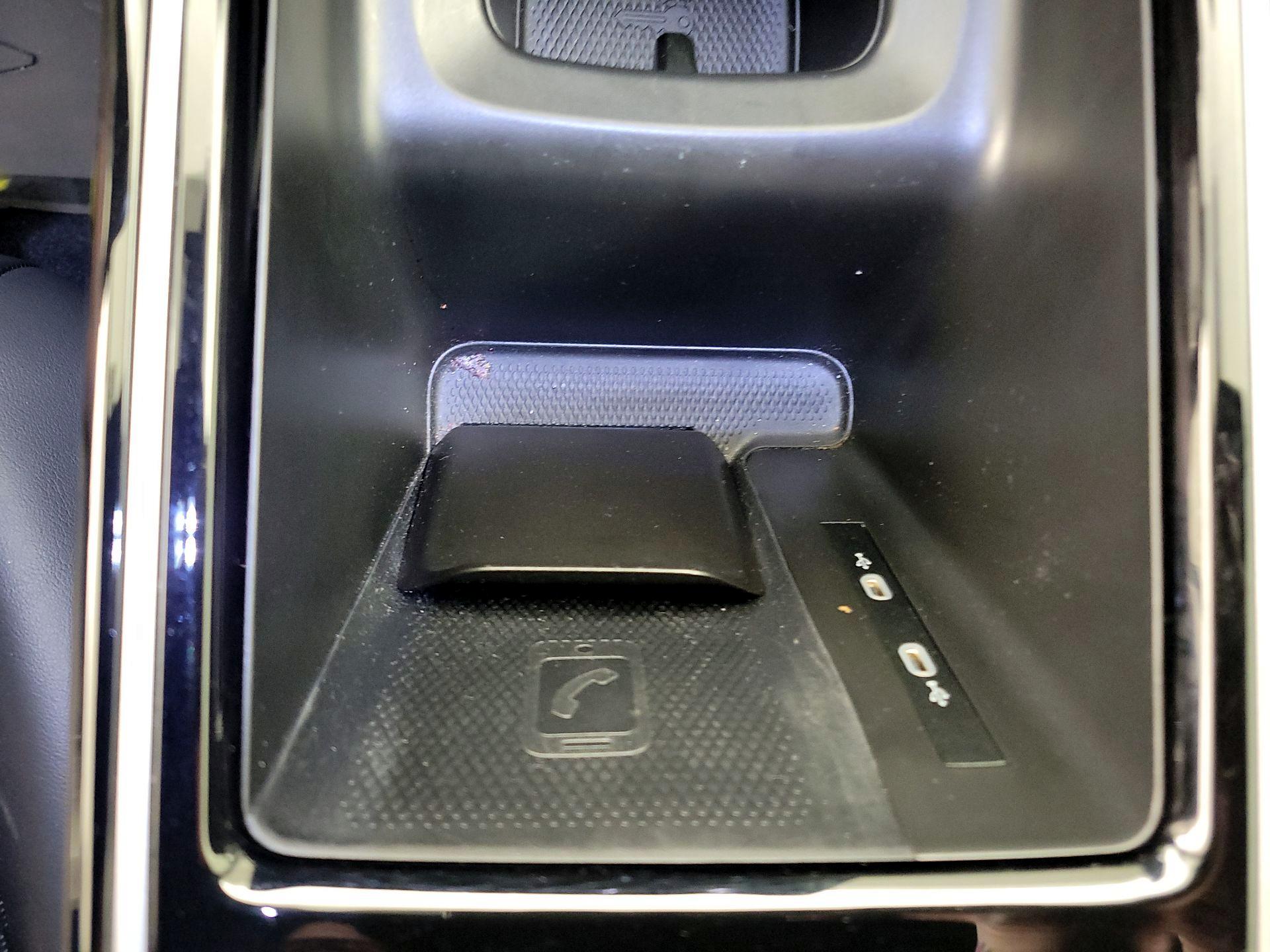 Thumbnail: 2023 Volkswagen ID.4 - 19