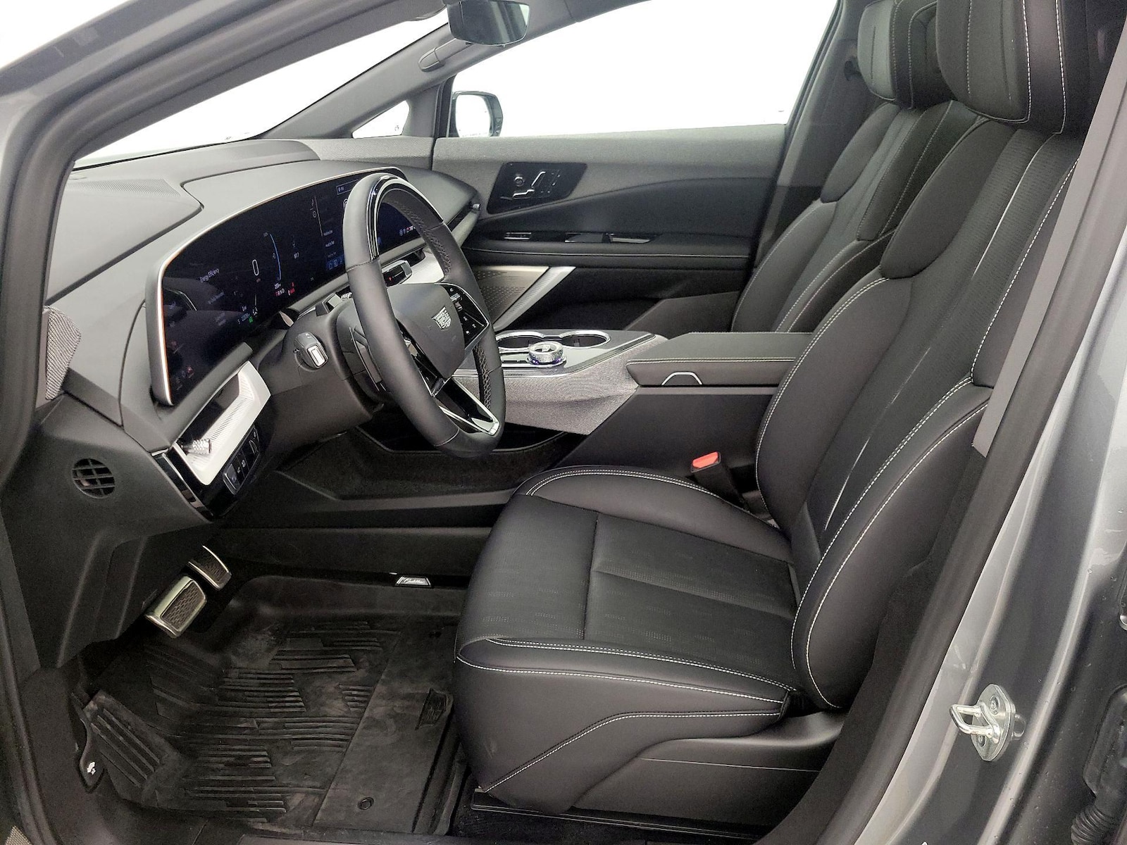 2025 Cadillac OPTIQ Sport 2 - Photo 12