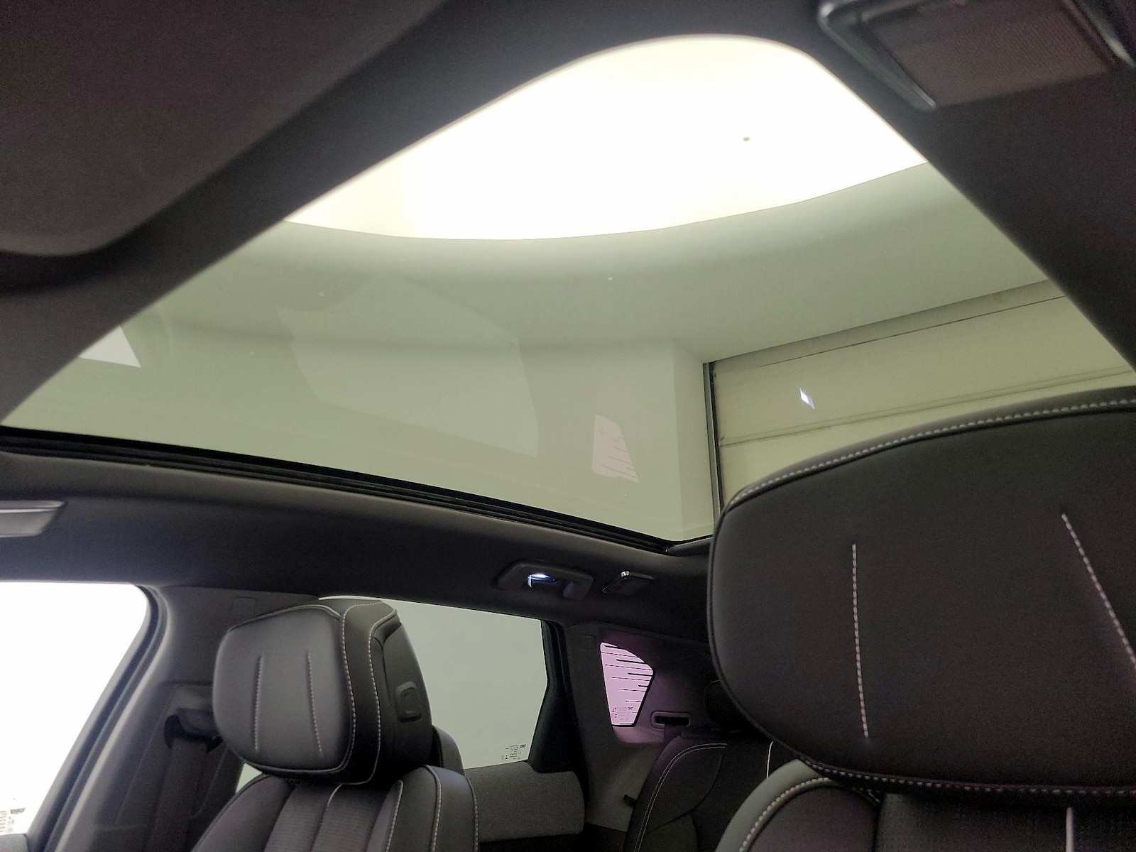 2025 Cadillac OPTIQ Sport 2 - Photo 20