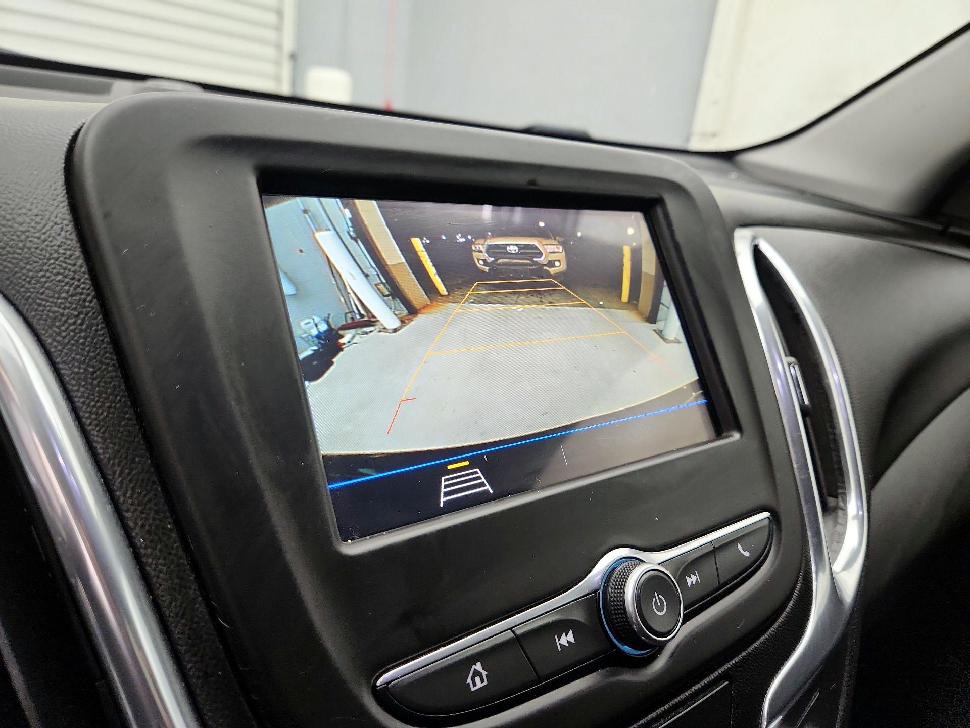 Thumbnail: 2019 Chevrolet Equinox - 14