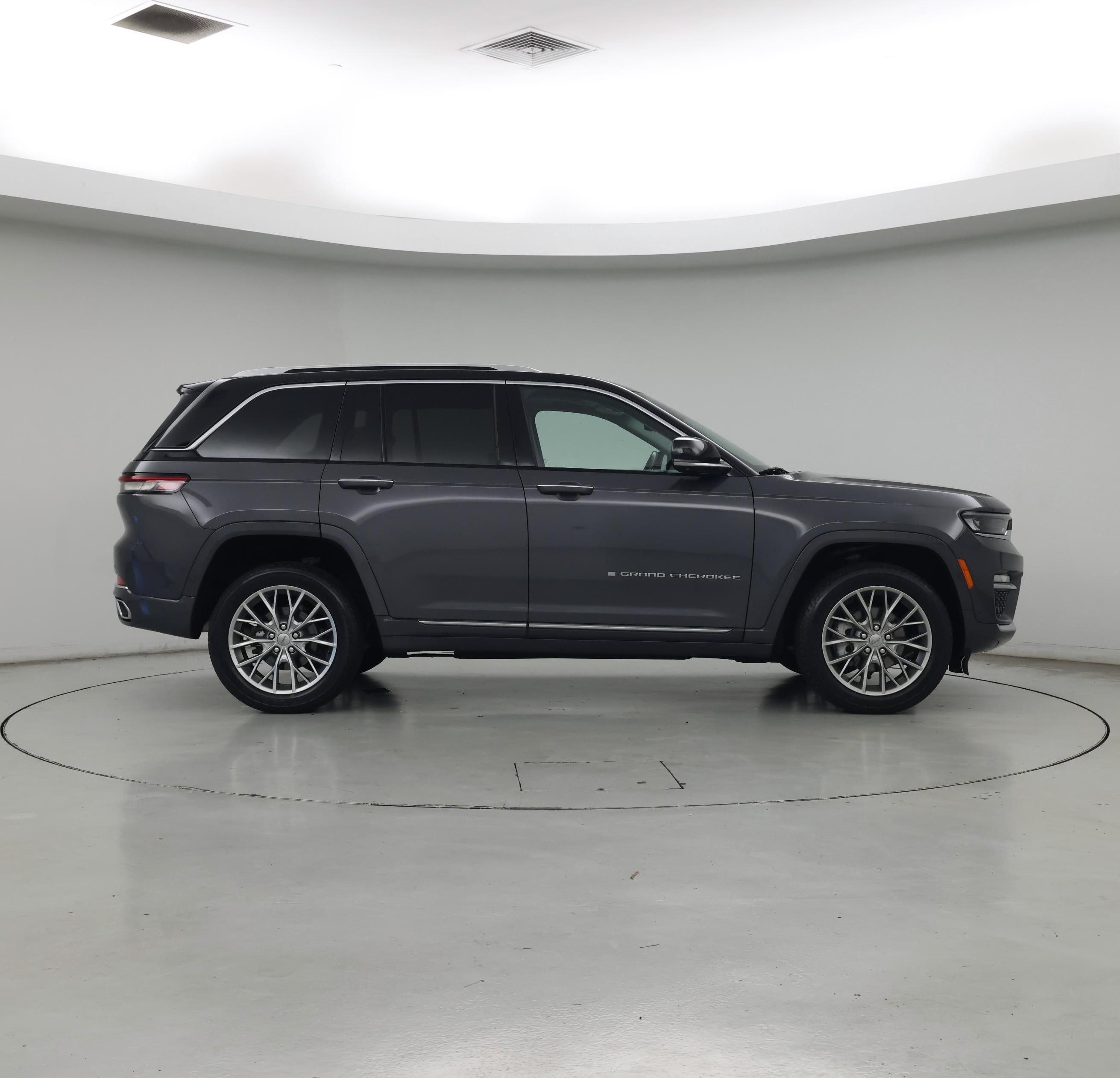 Thumbnail: 2023 Jeep Grand Cherokee - 7