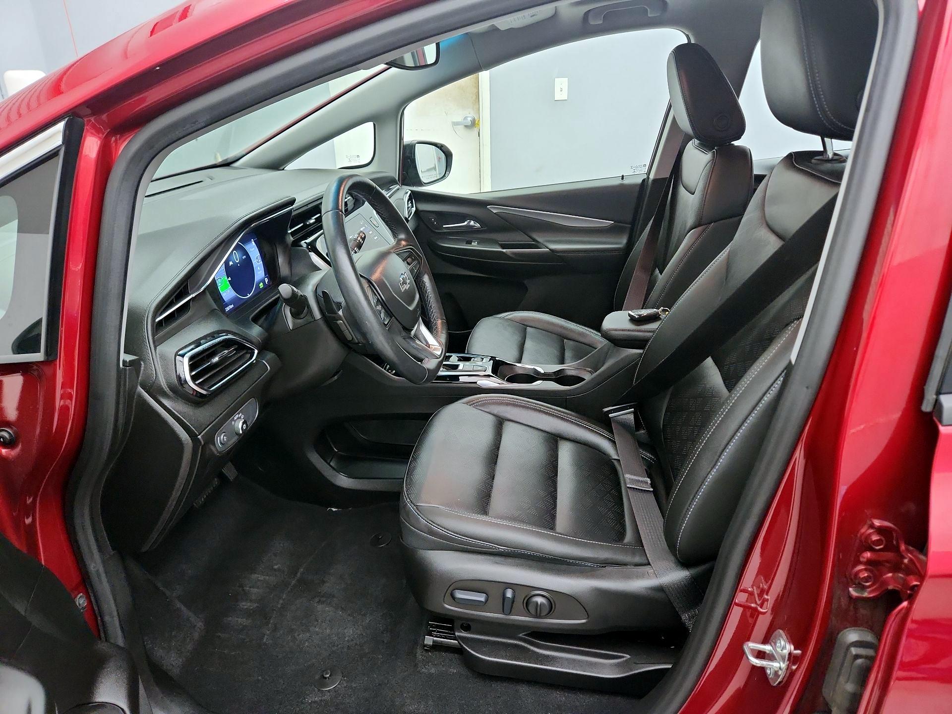 Thumbnail: 2023 Chevrolet Bolt EV - 11