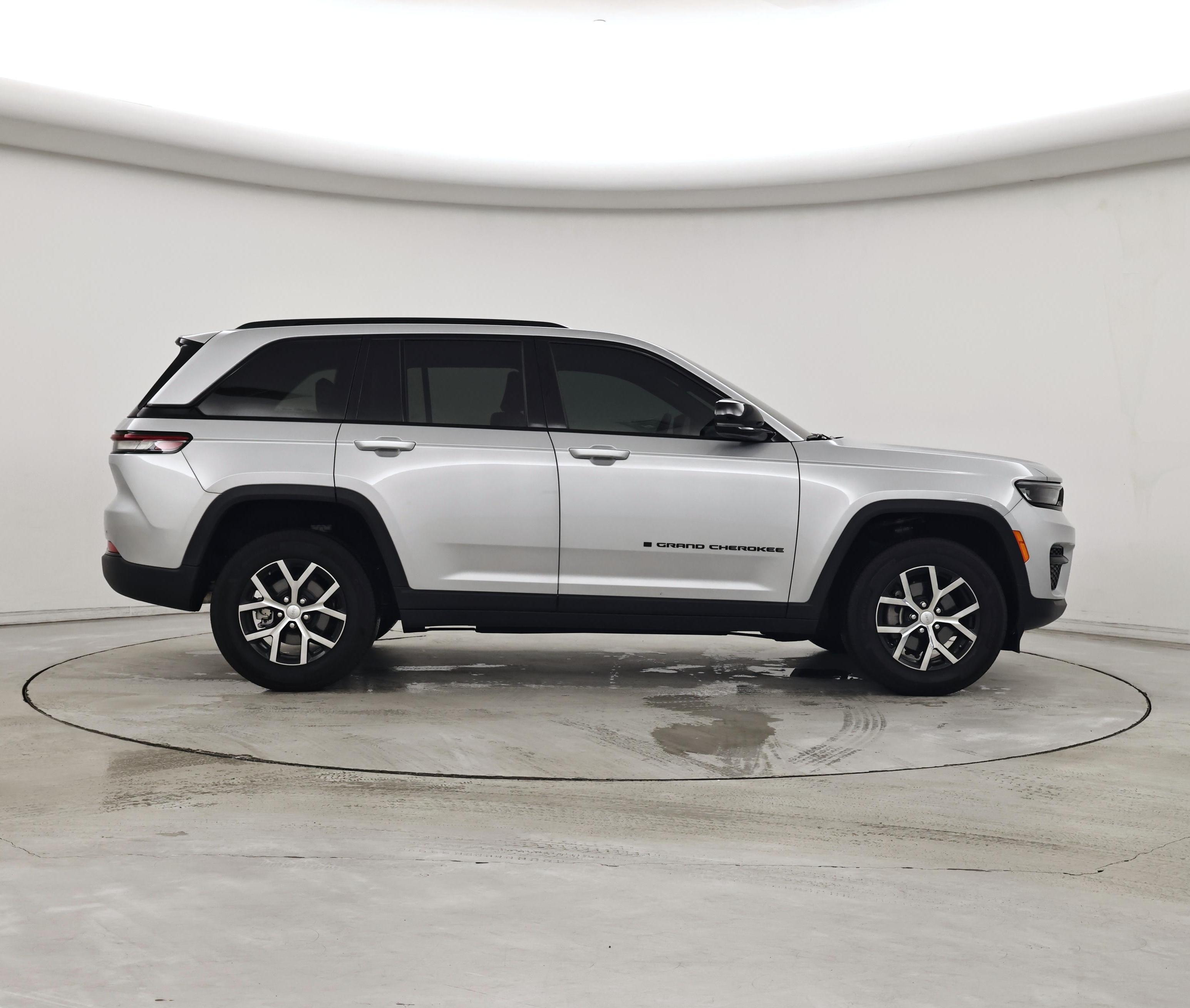 Thumbnail: 2025 Jeep Grand Cherokee - 7
