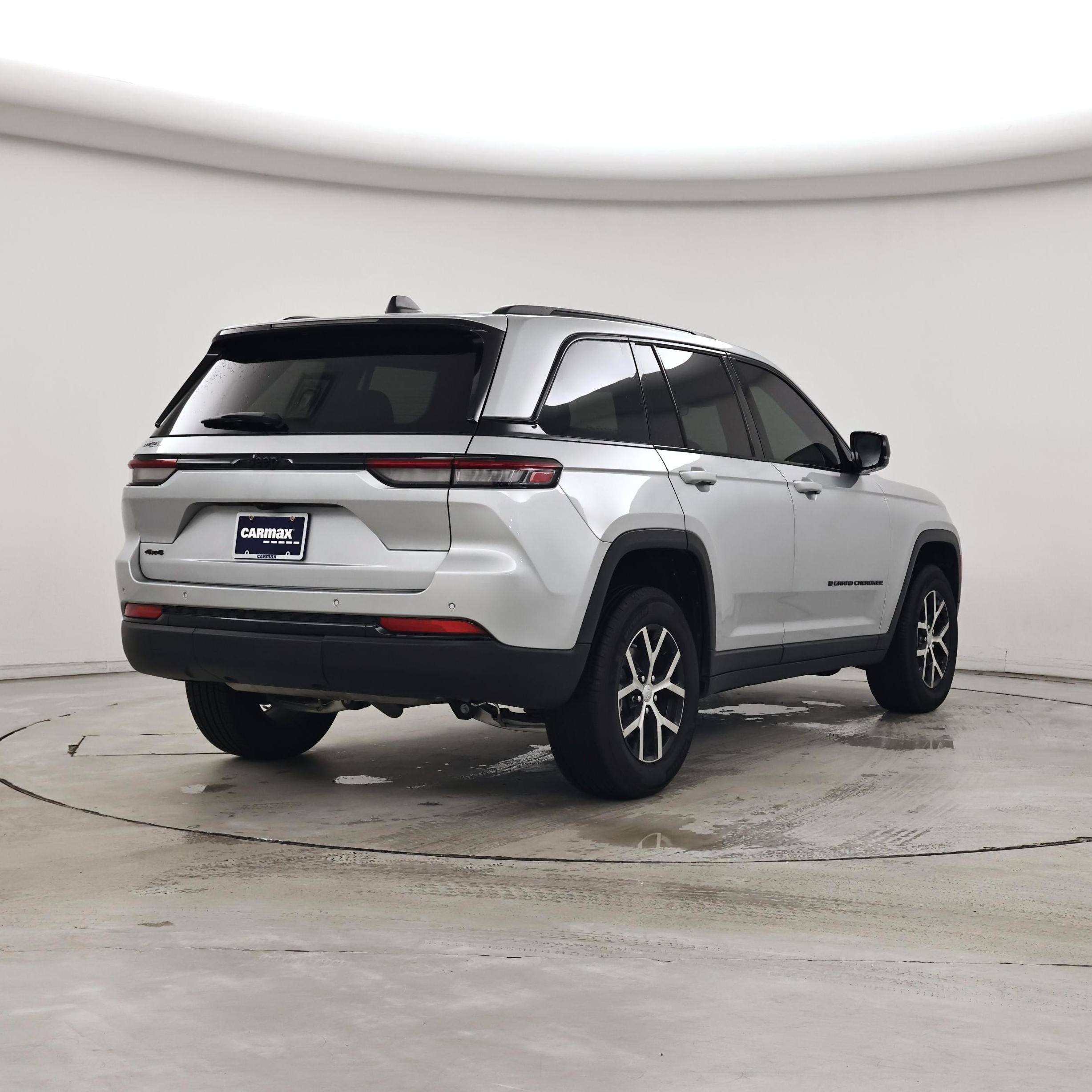 Thumbnail: 2025 Jeep Grand Cherokee - 8