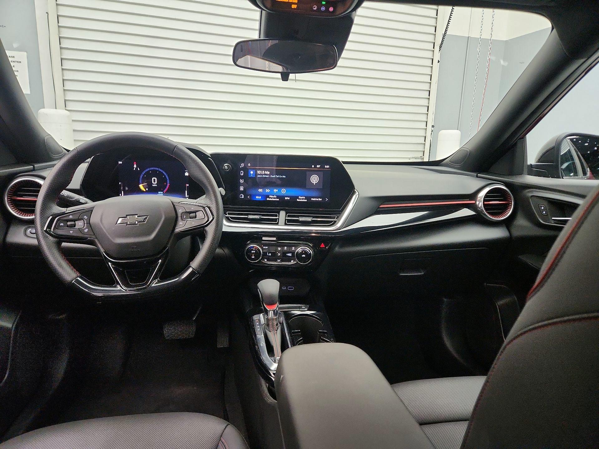 Thumbnail: 2025 Chevrolet Trax - 9