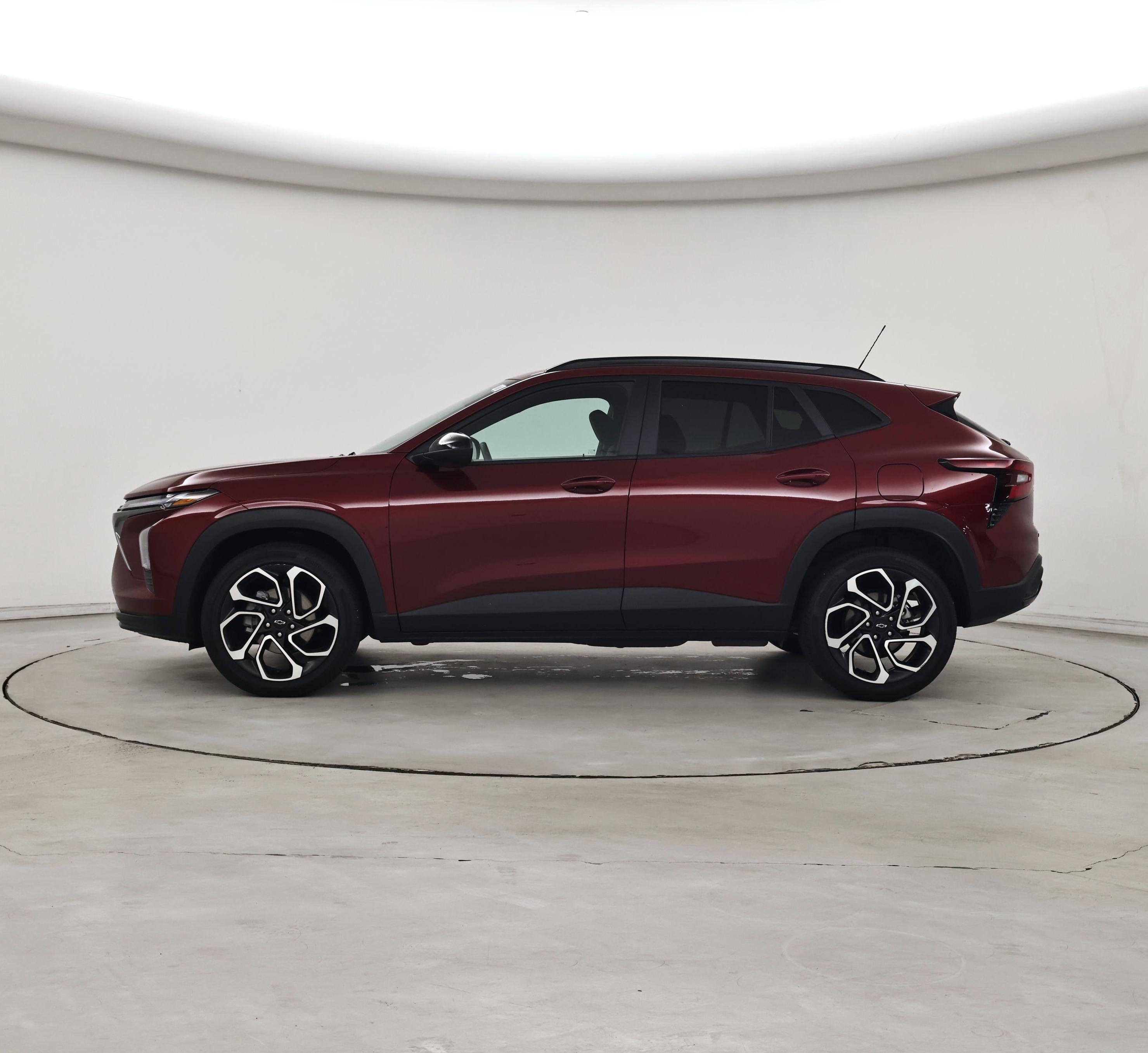 Thumbnail: 2025 Chevrolet Trax - 3