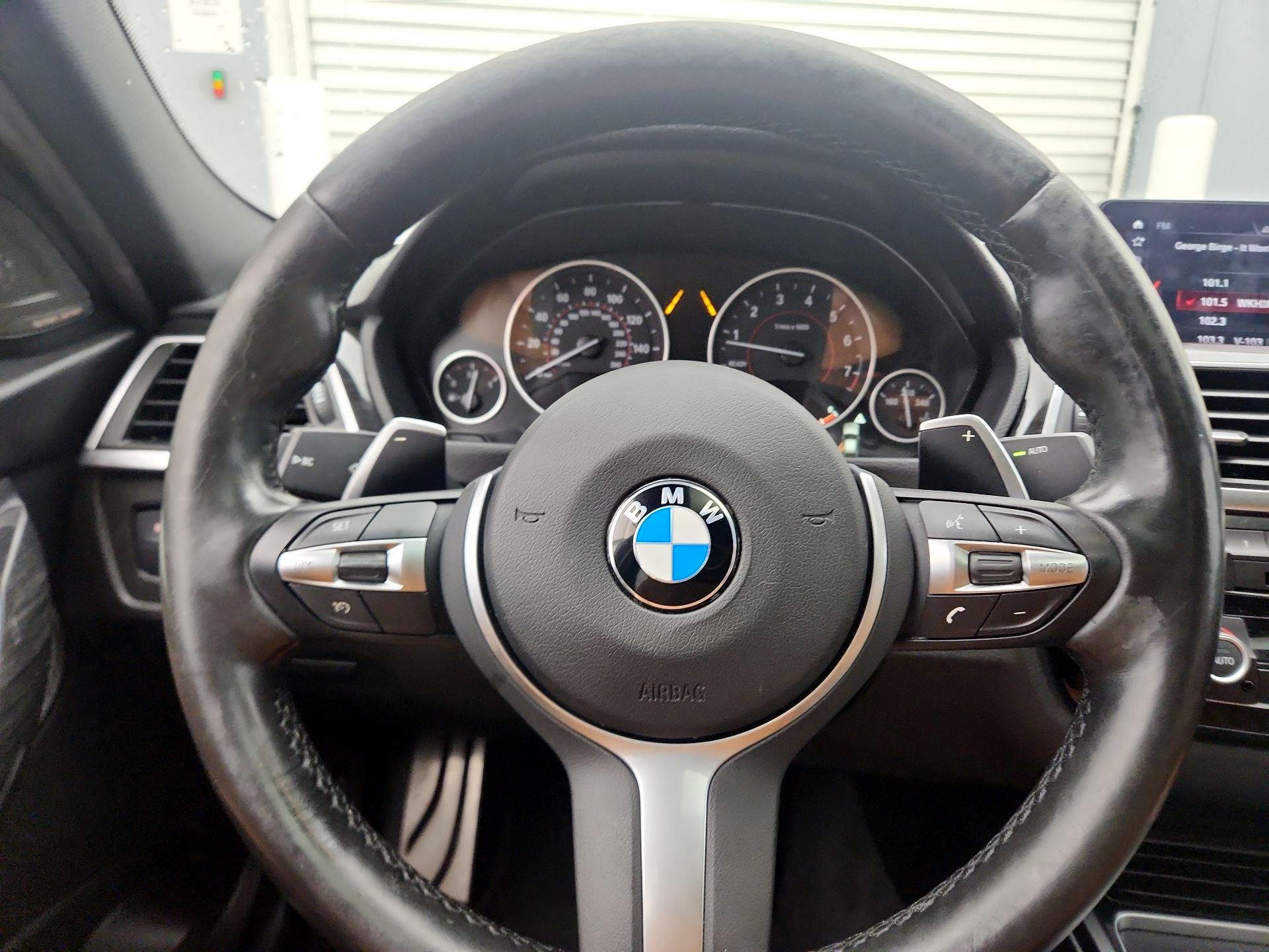 Thumbnail: 2018 BMW 3 Series - 10