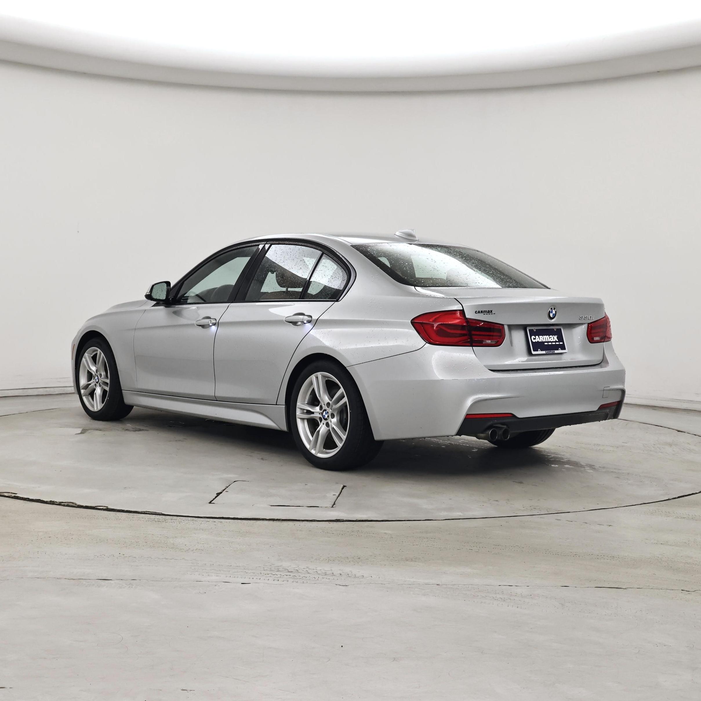 Thumbnail: 2018 BMW 3 Series - 2