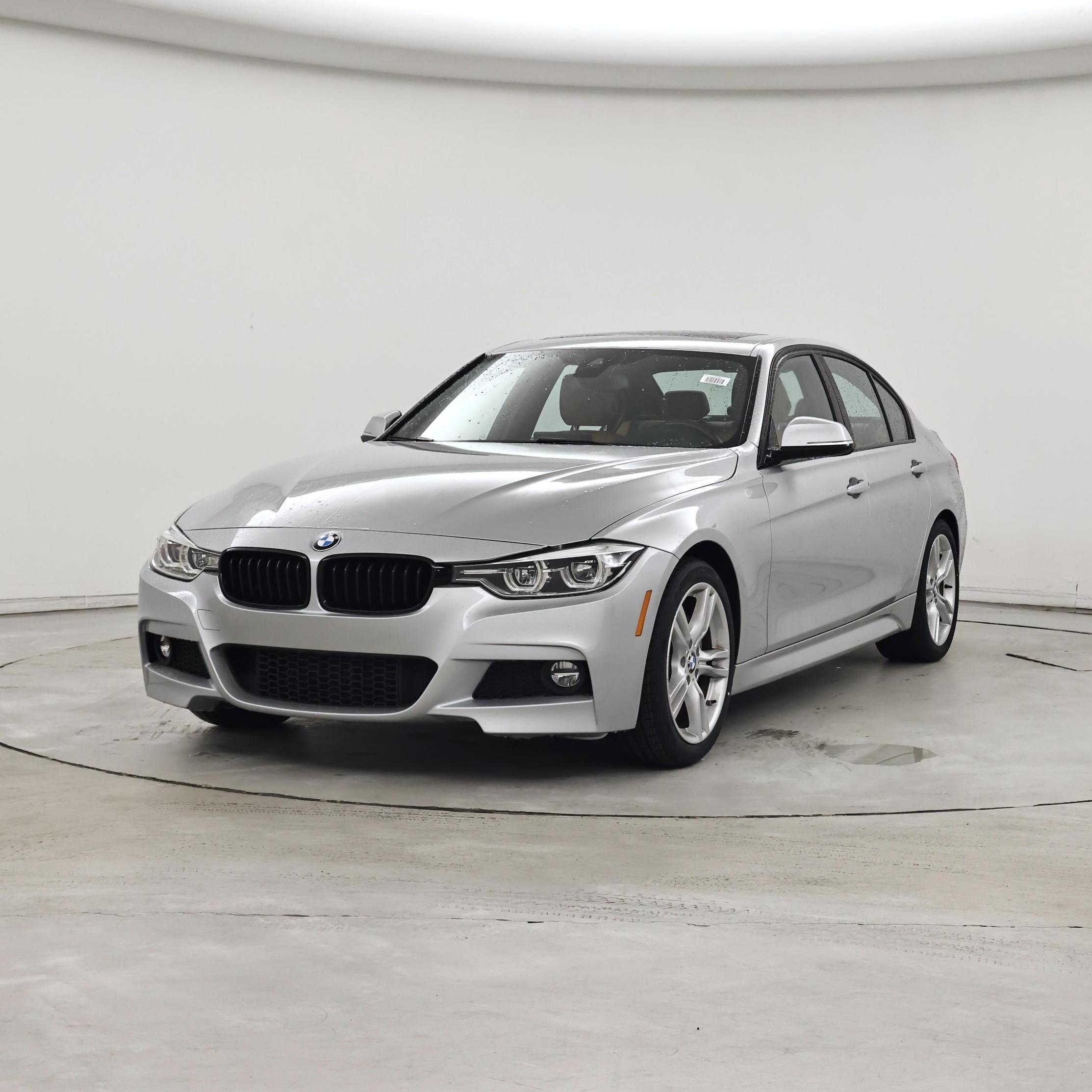 Thumbnail: 2018 BMW 3 Series - 4