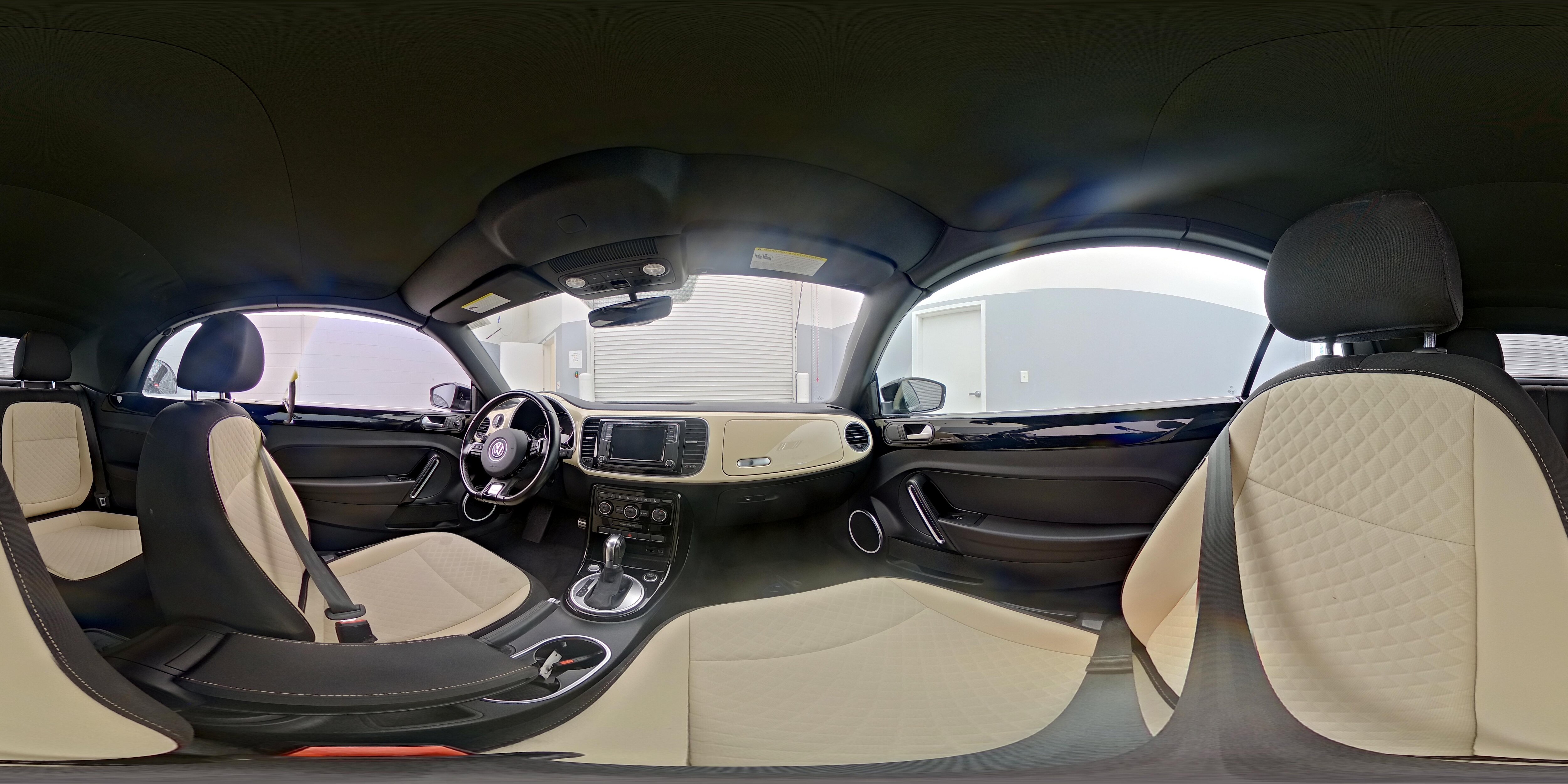 2019 Volkswagen Beetle SE - Photo 24