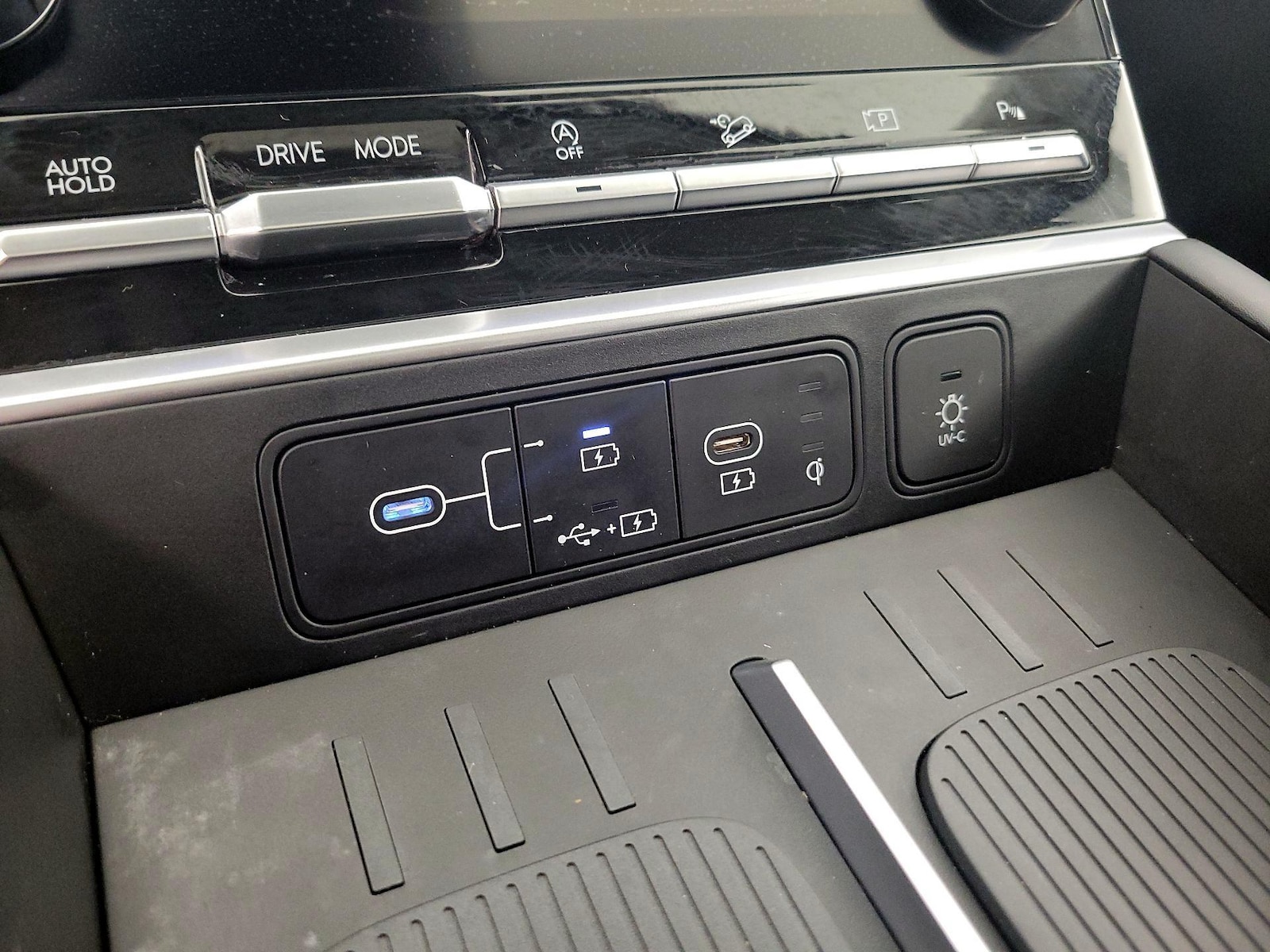 2024 Hyundai Santa Fe Limited - Photo 20
