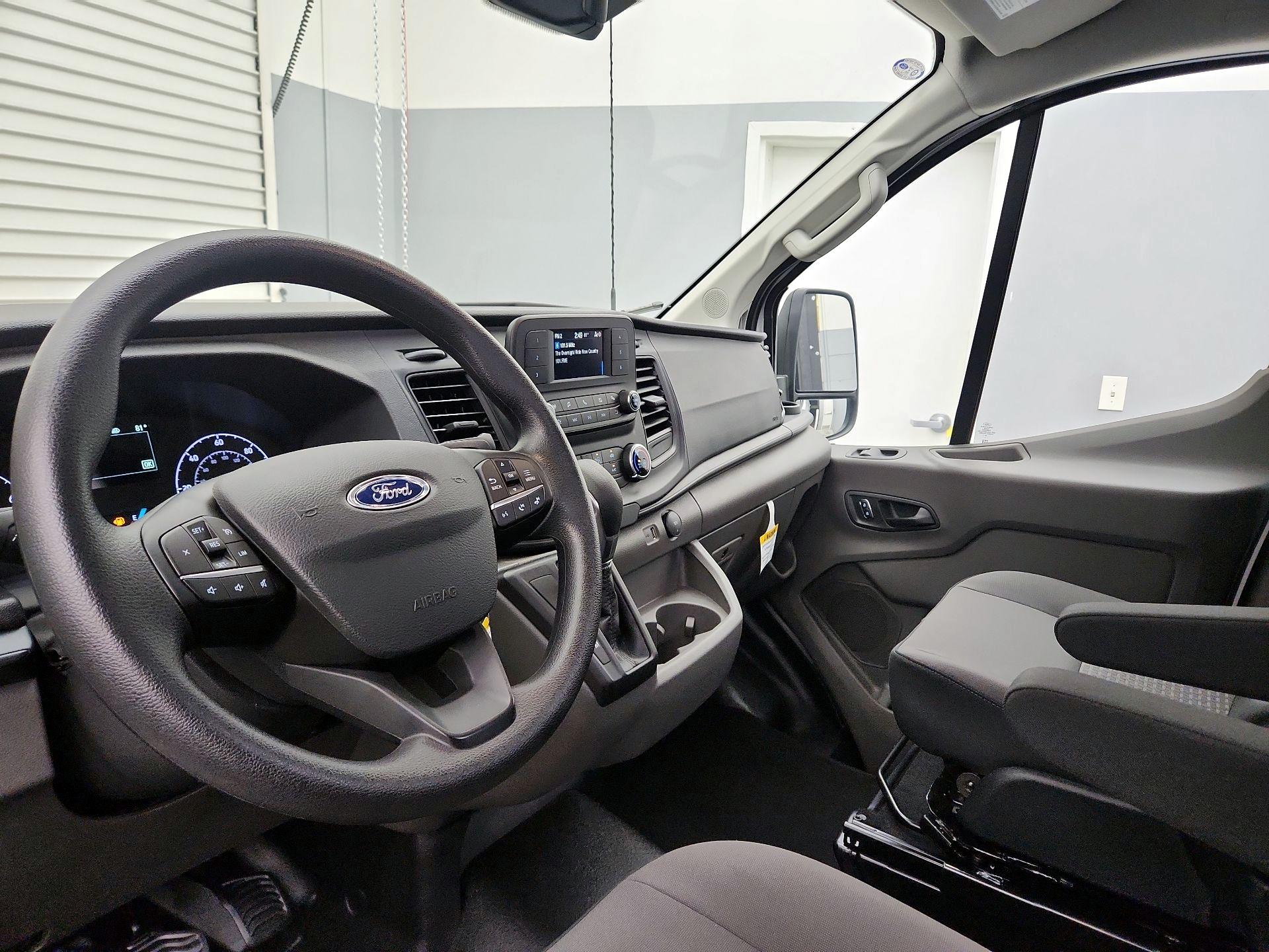 Thumbnail: 2024 Ford Transit Series - 9