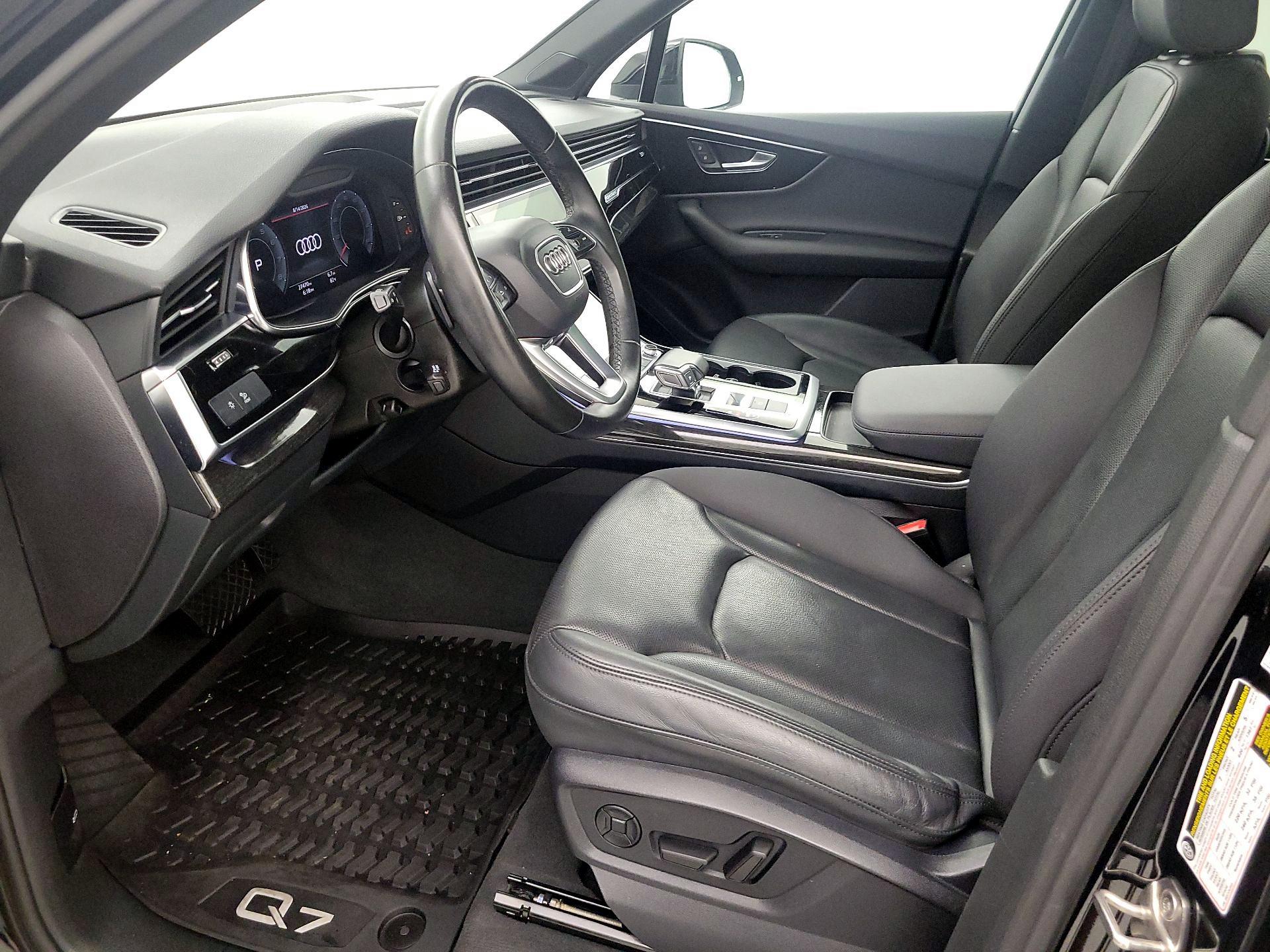 Thumbnail: 2021 Audi Q7 - 11