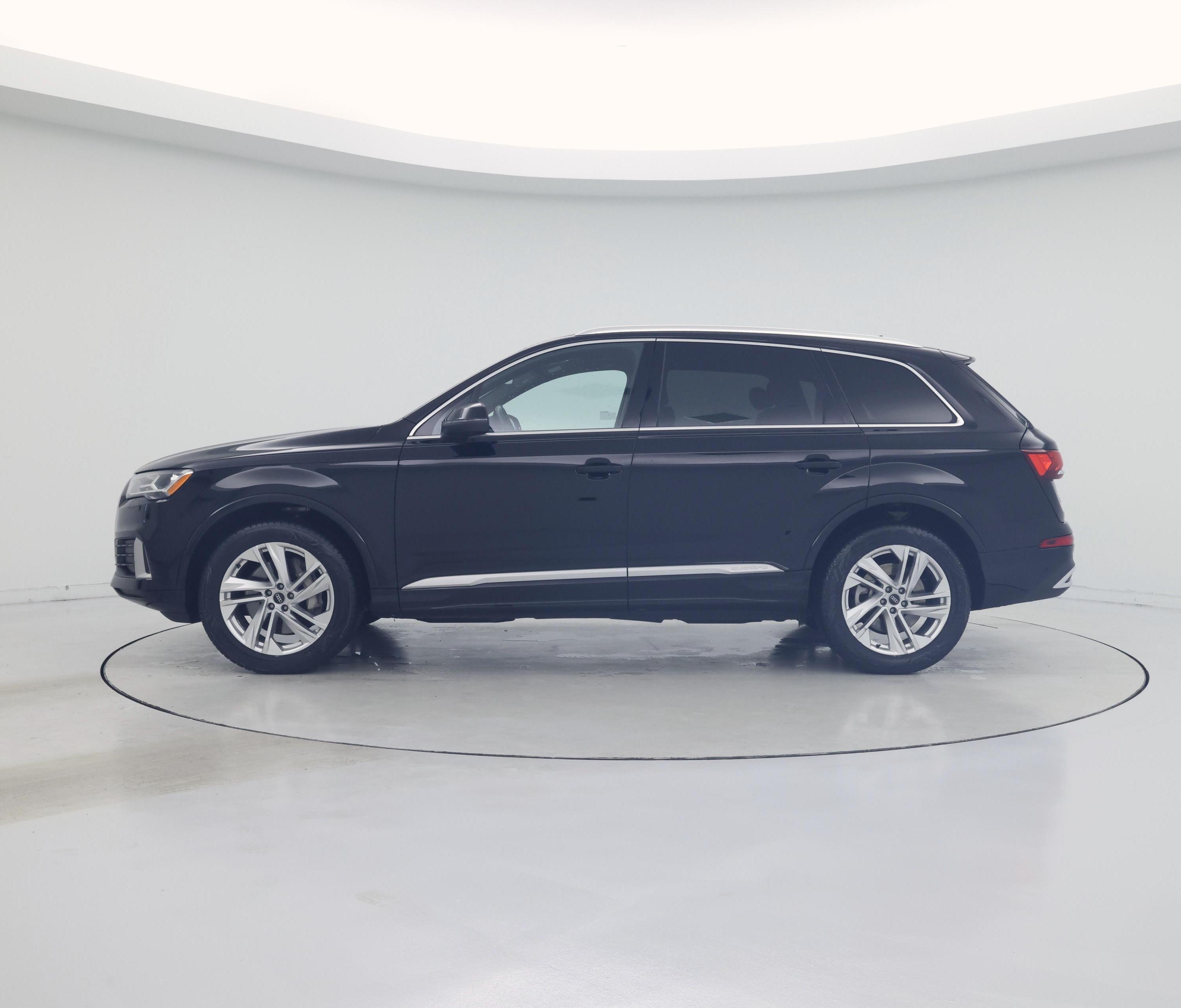 Thumbnail: 2021 Audi Q7 - 3