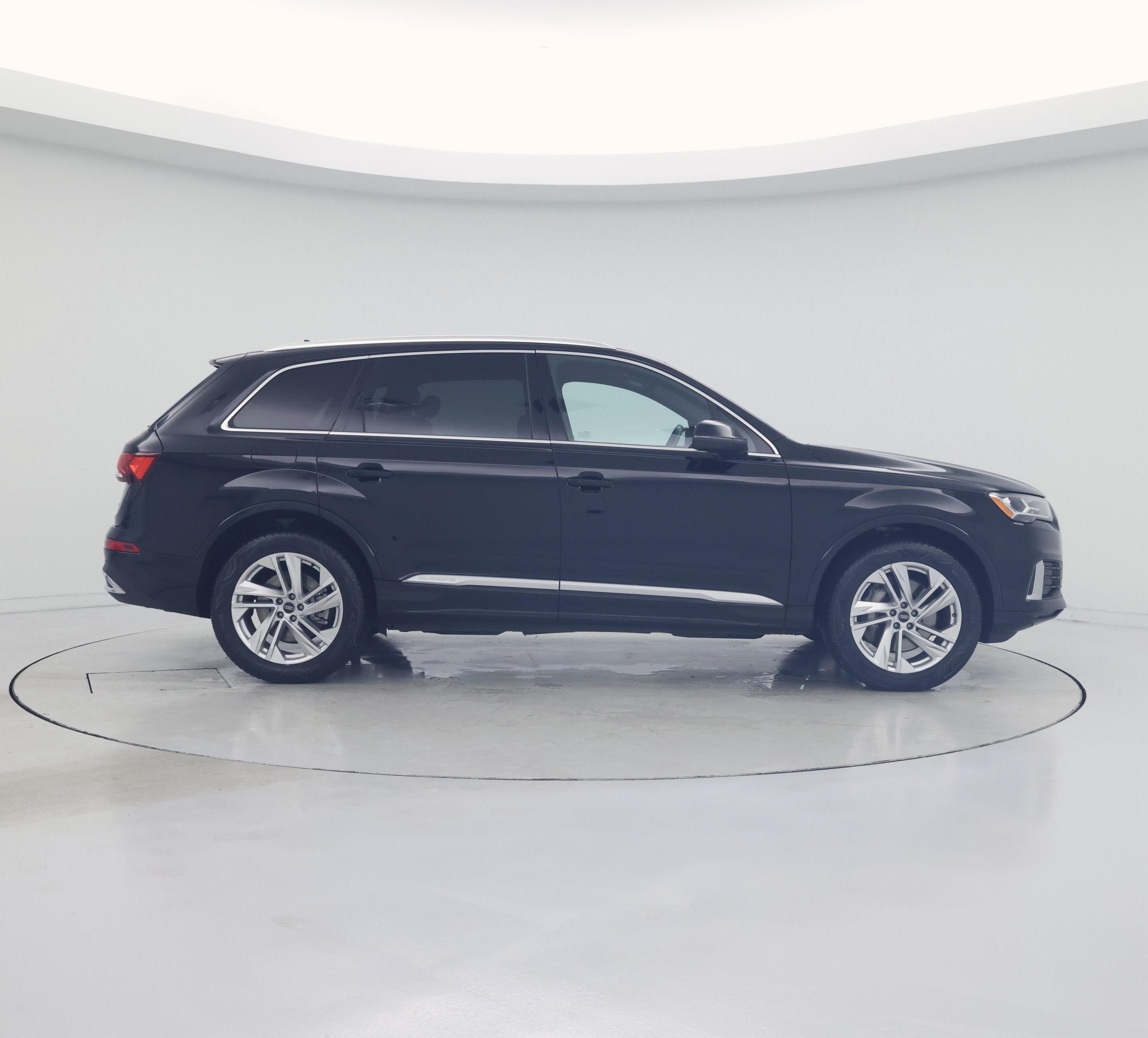 Thumbnail: 2021 Audi Q7 - 7