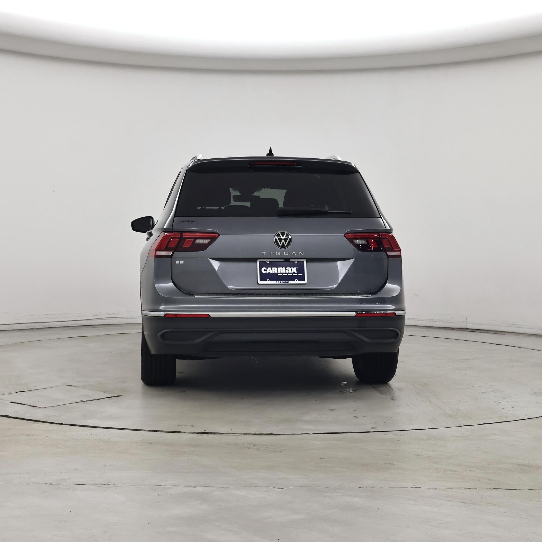 Thumbnail: 2024 Volkswagen Tiguan - 6