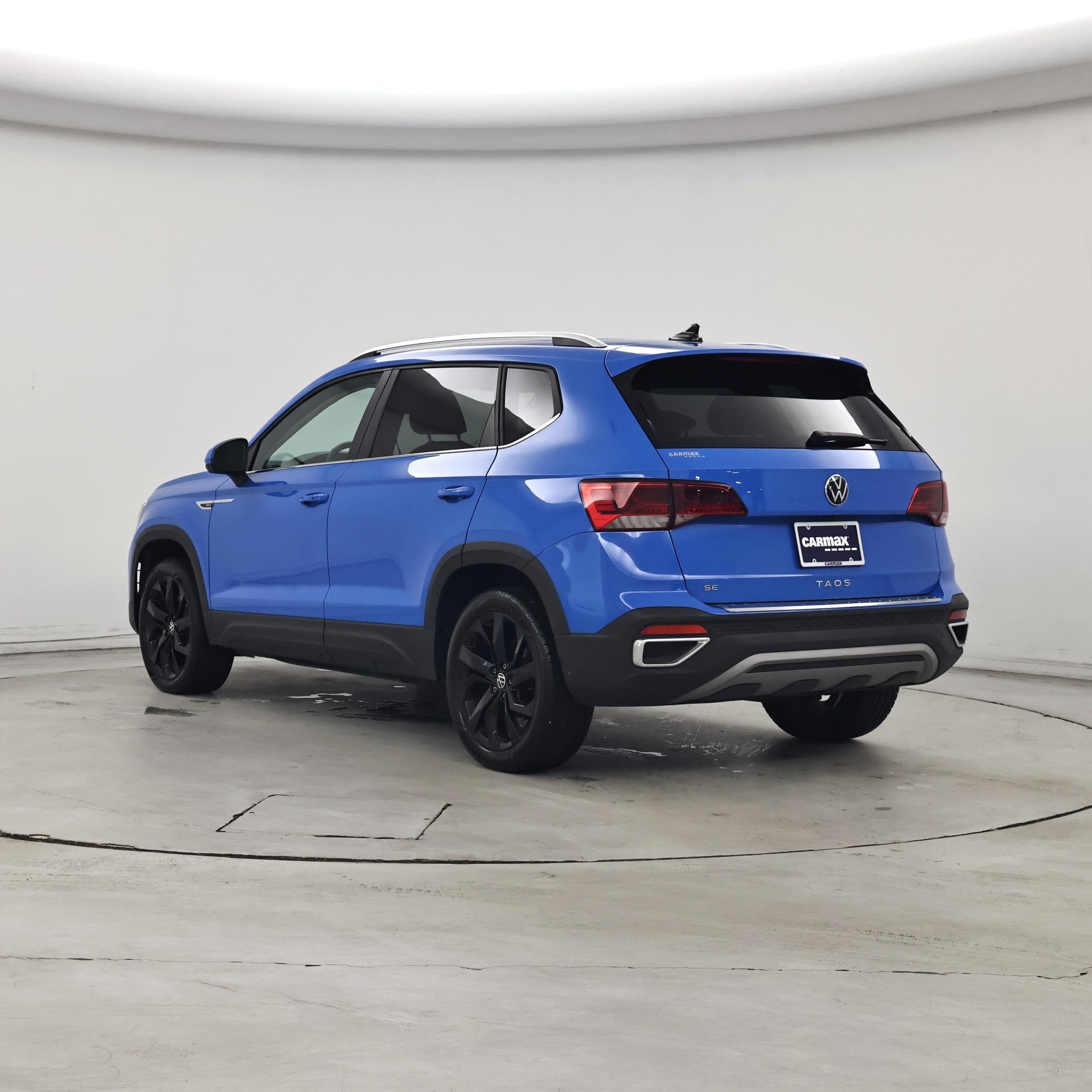 Thumbnail: 2023 Volkswagen Taos - 2