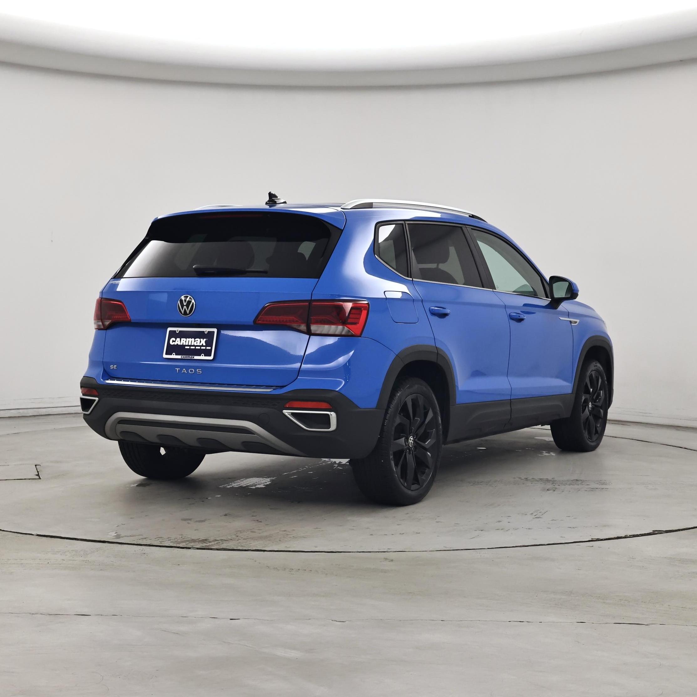 Thumbnail: 2023 Volkswagen Taos - 8