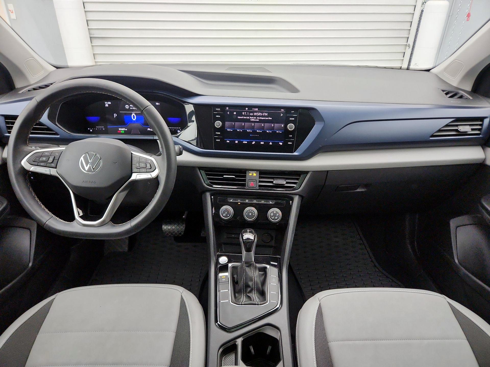 Thumbnail: 2023 Volkswagen Taos - 9