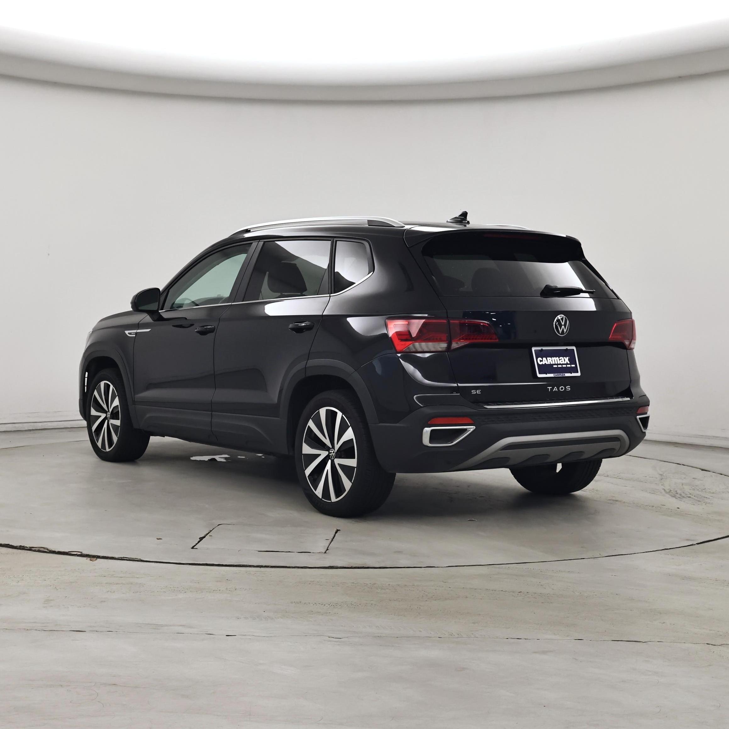 Thumbnail: 2023 Volkswagen Taos - 2