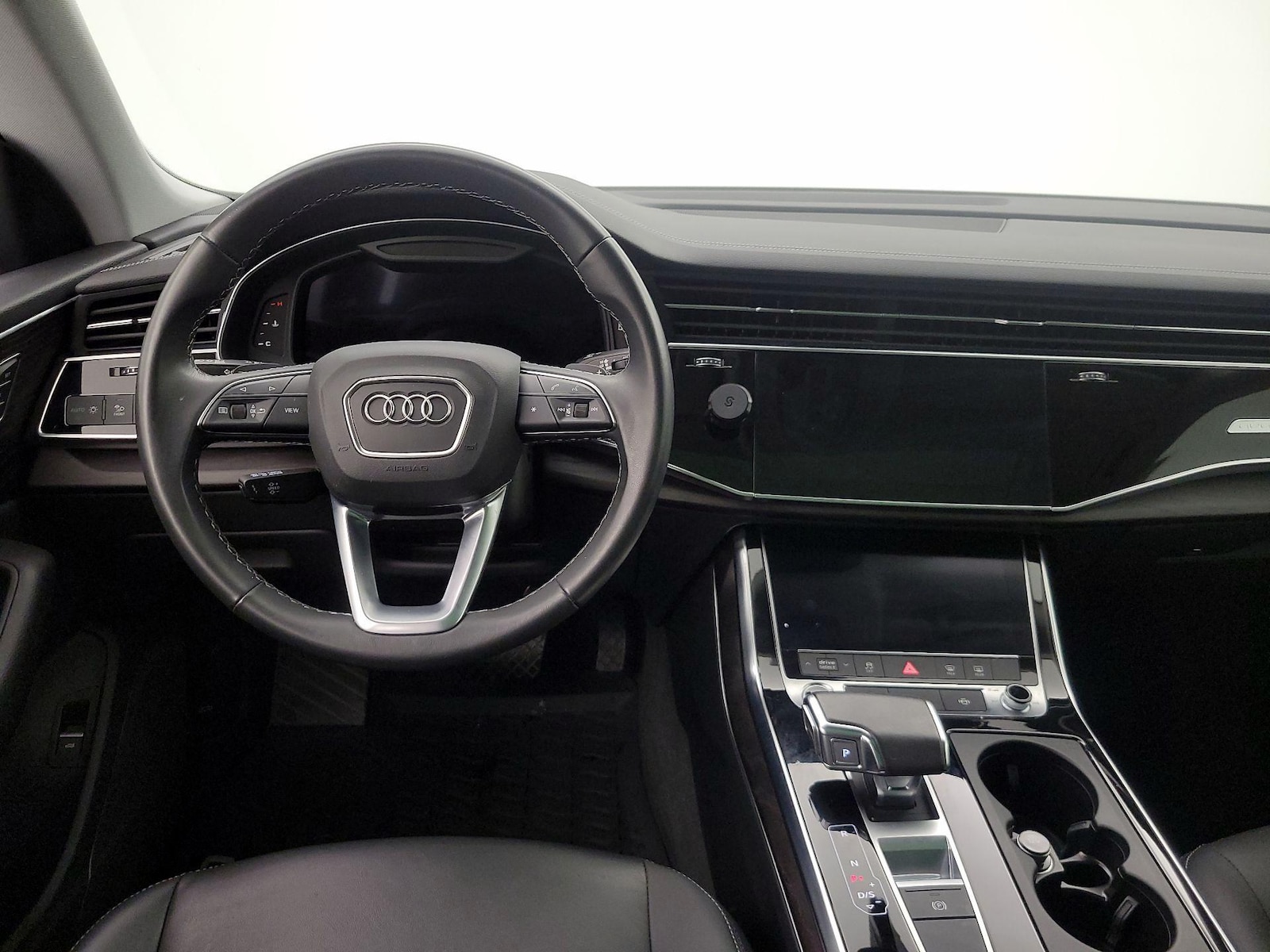 2023 Audi Q8 Premium - Photo 11