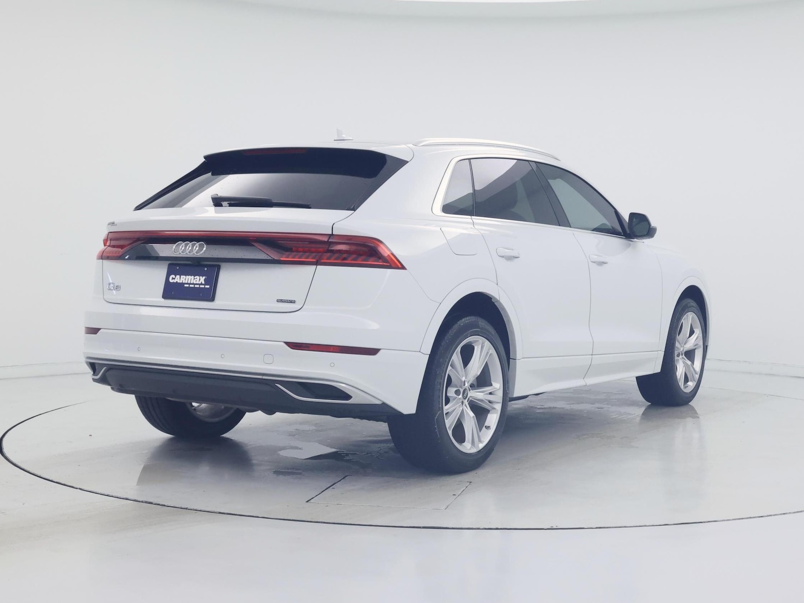 2023 Audi Q8 Premium - Photo 9