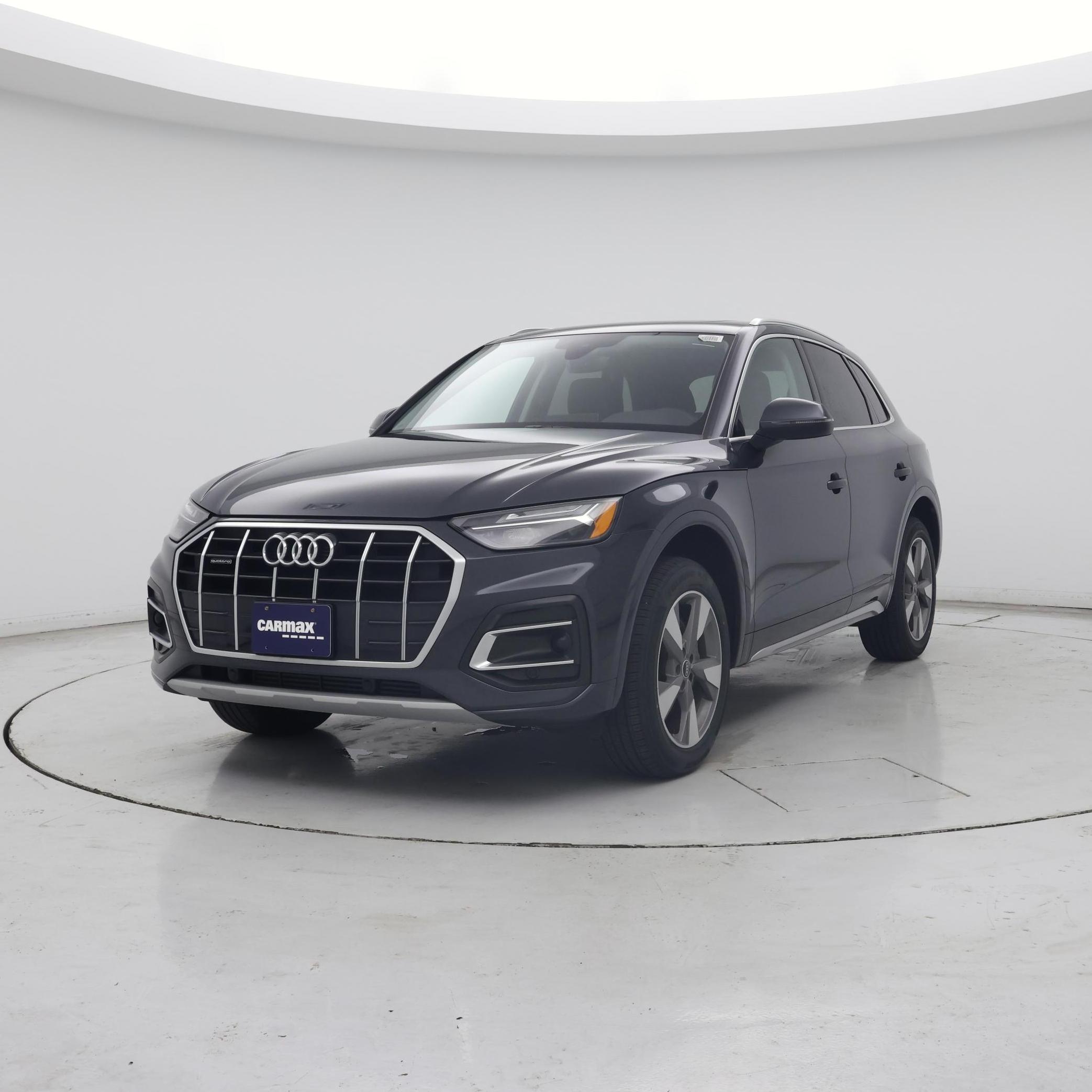 Thumbnail: 2023 Audi Q5 - 4