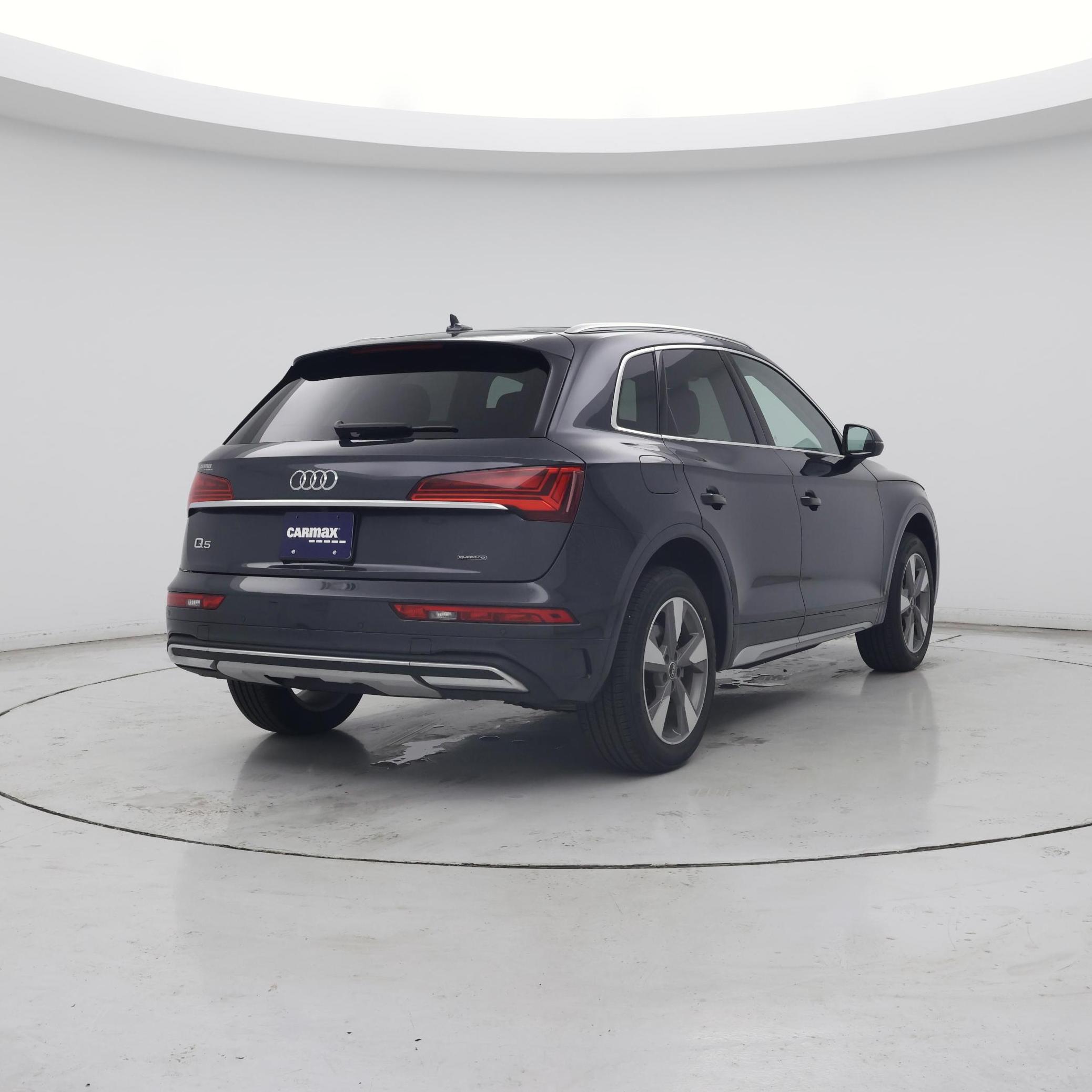 Thumbnail: 2023 Audi Q5 - 8
