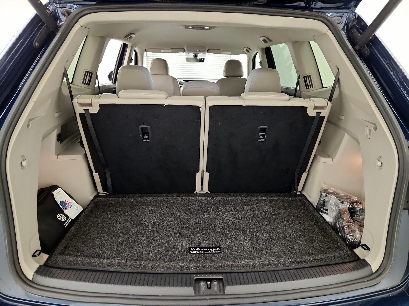 2023 Volkswagen Atlas SE w/Tech - Photo 22