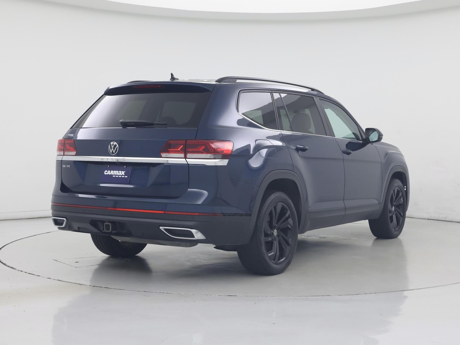 2023 Volkswagen Atlas SE w/Tech - Photo 9