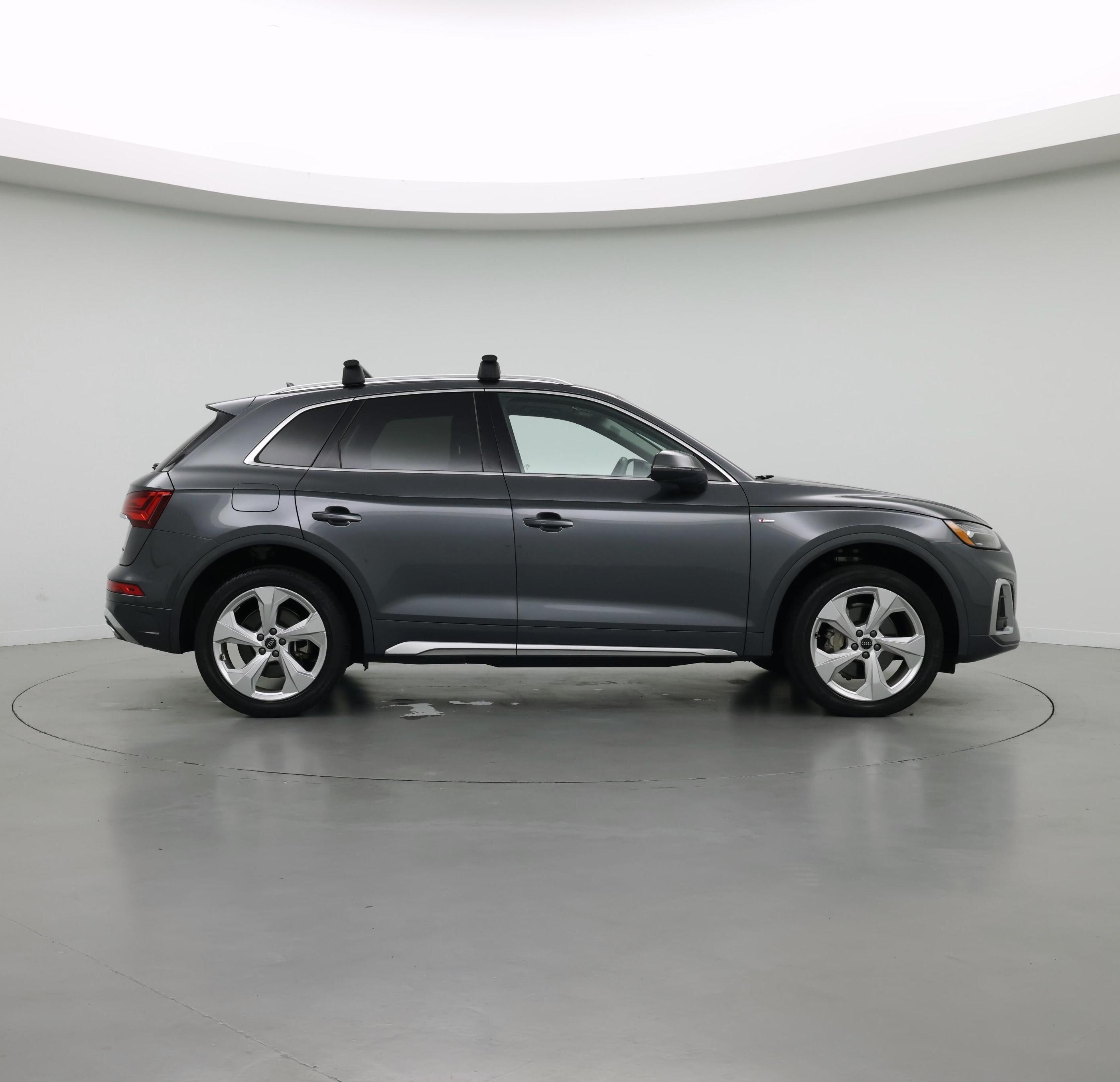Thumbnail: 2023 Audi Q5 - 7