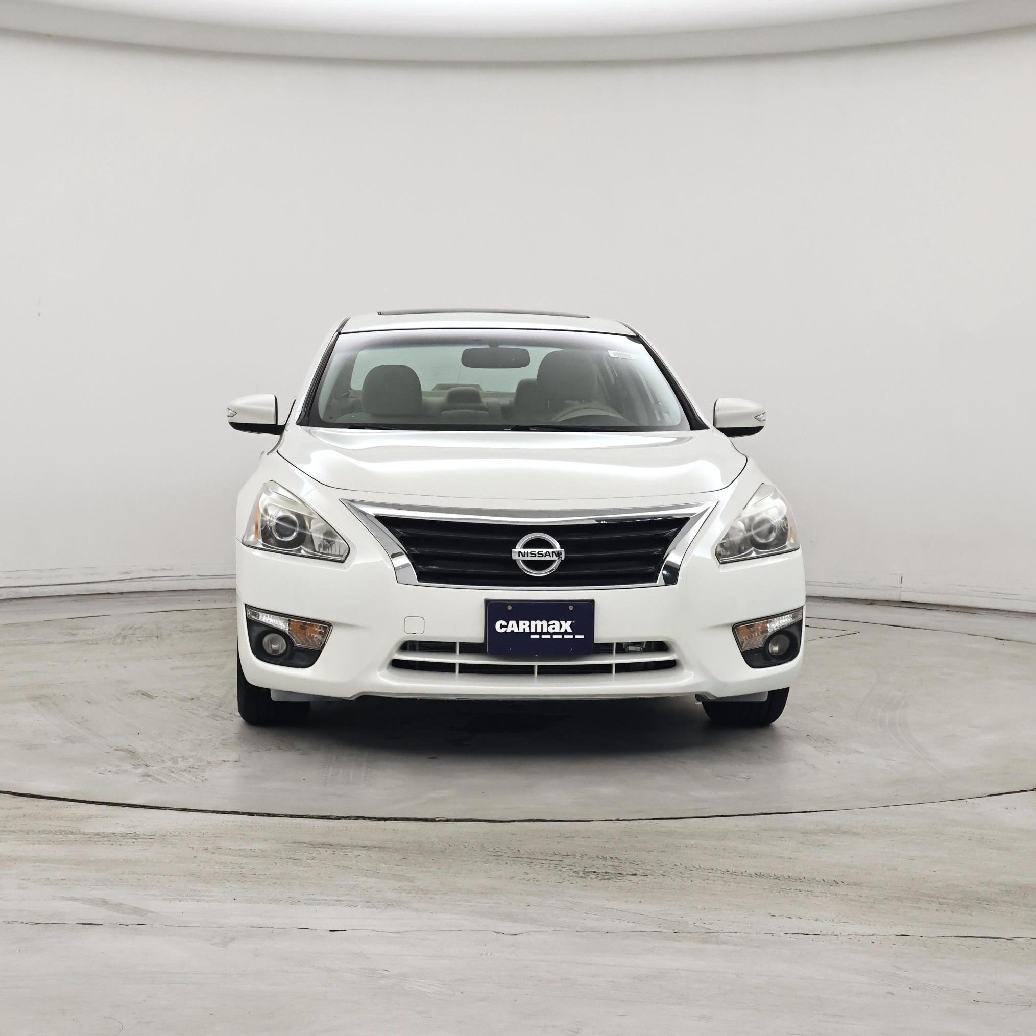 Thumbnail: 2015 Nissan Altima - 5