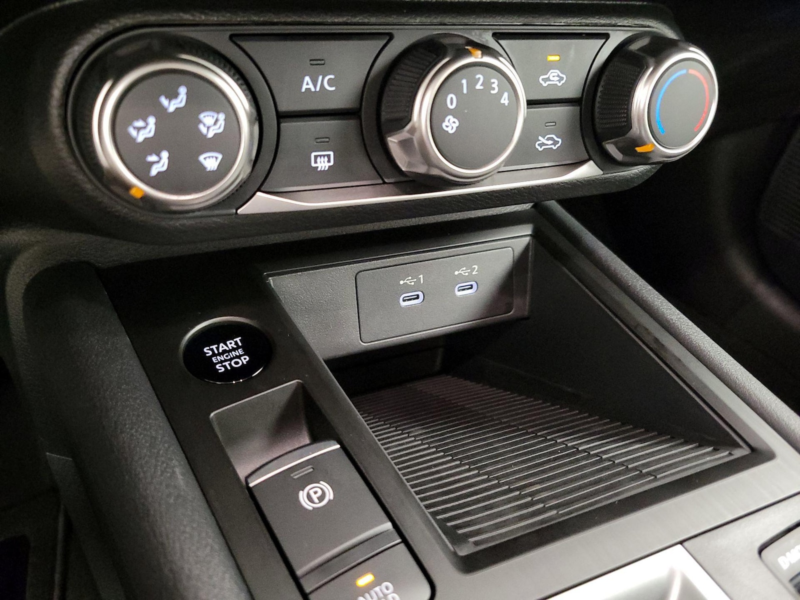 2026 Nissan KICKS S - Photo 17