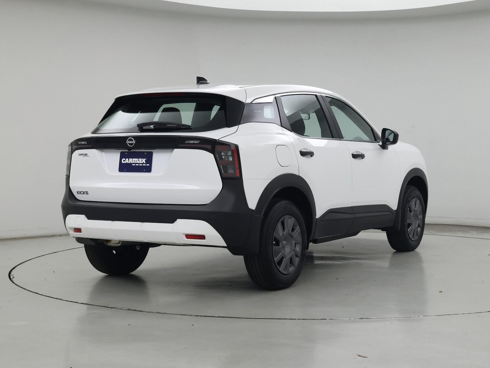 2026 Nissan KICKS S - Photo 9